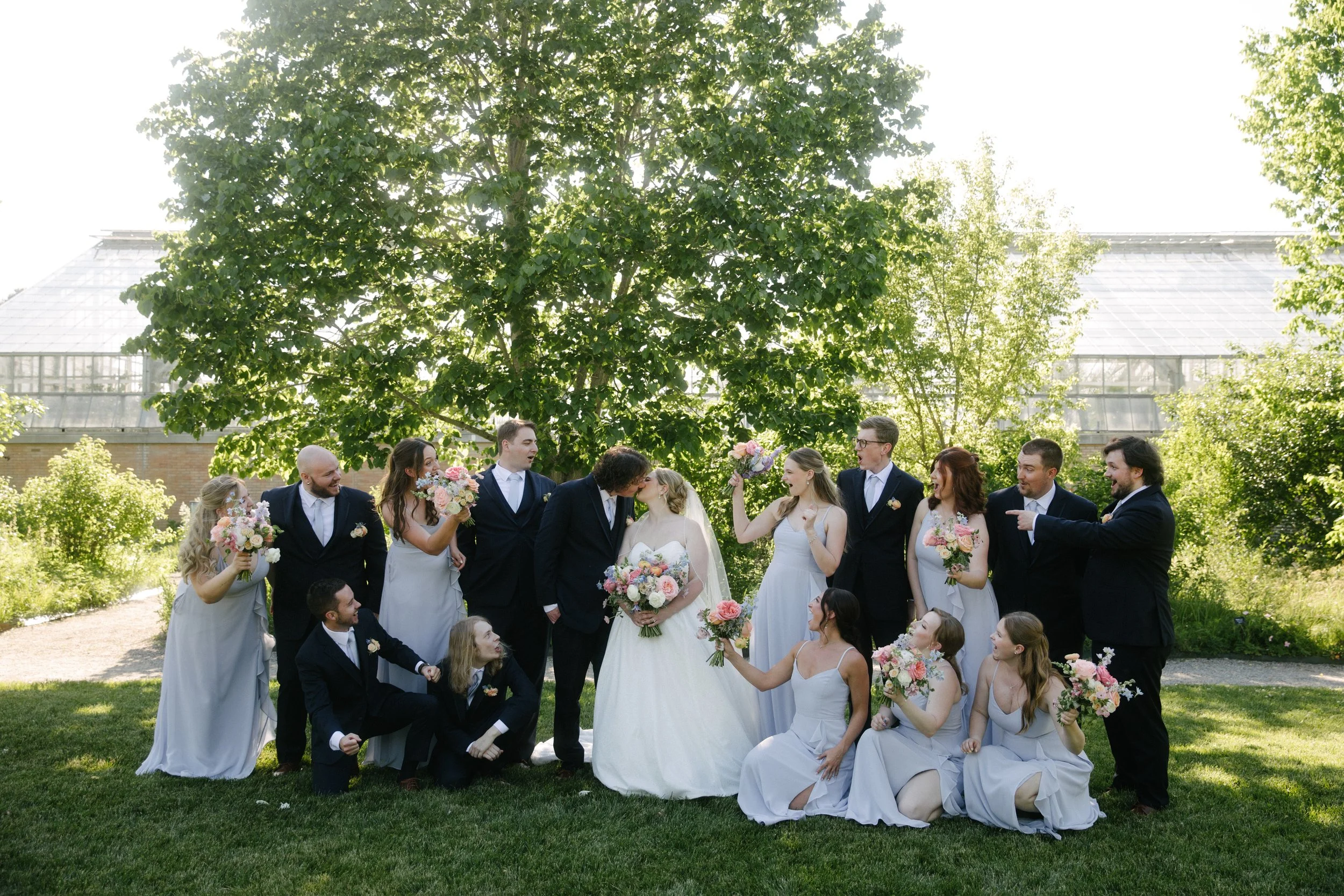 JessicaMax-ann-arbor-wedding-photographer-matthaei-garden-kensington-hotel-wedding-175.jpg