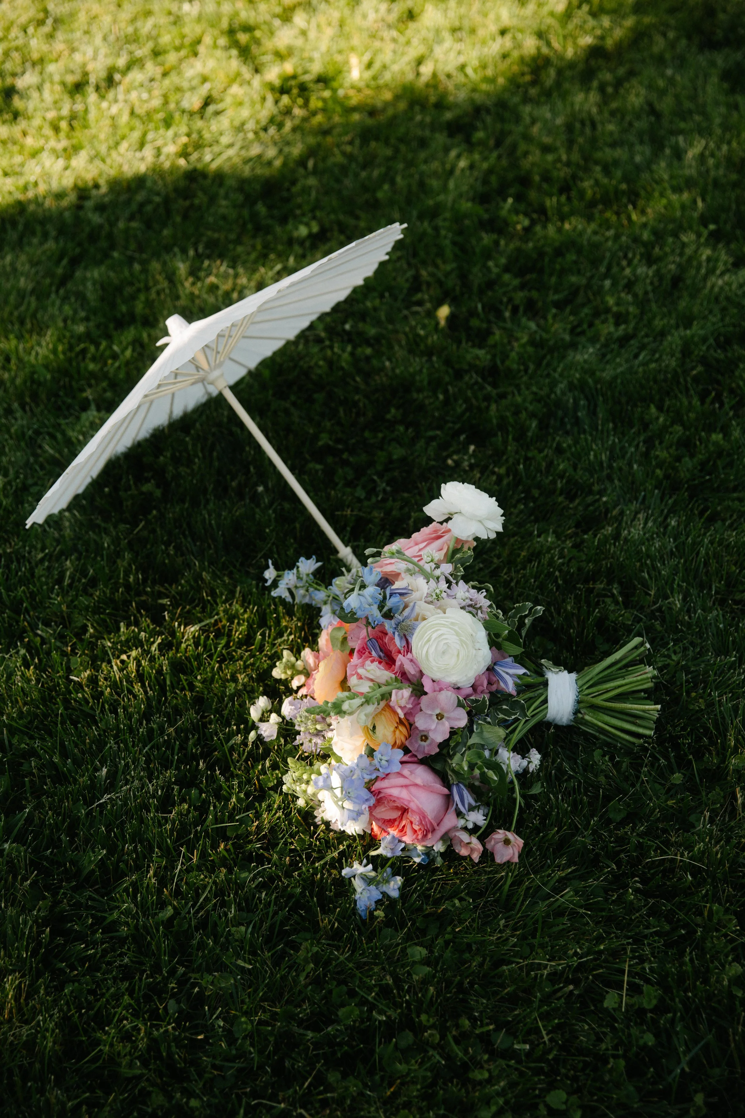 JessicaMax-ann-arbor-wedding-photographer-matthaei-garden-kensington-hotel-wedding-179.jpg