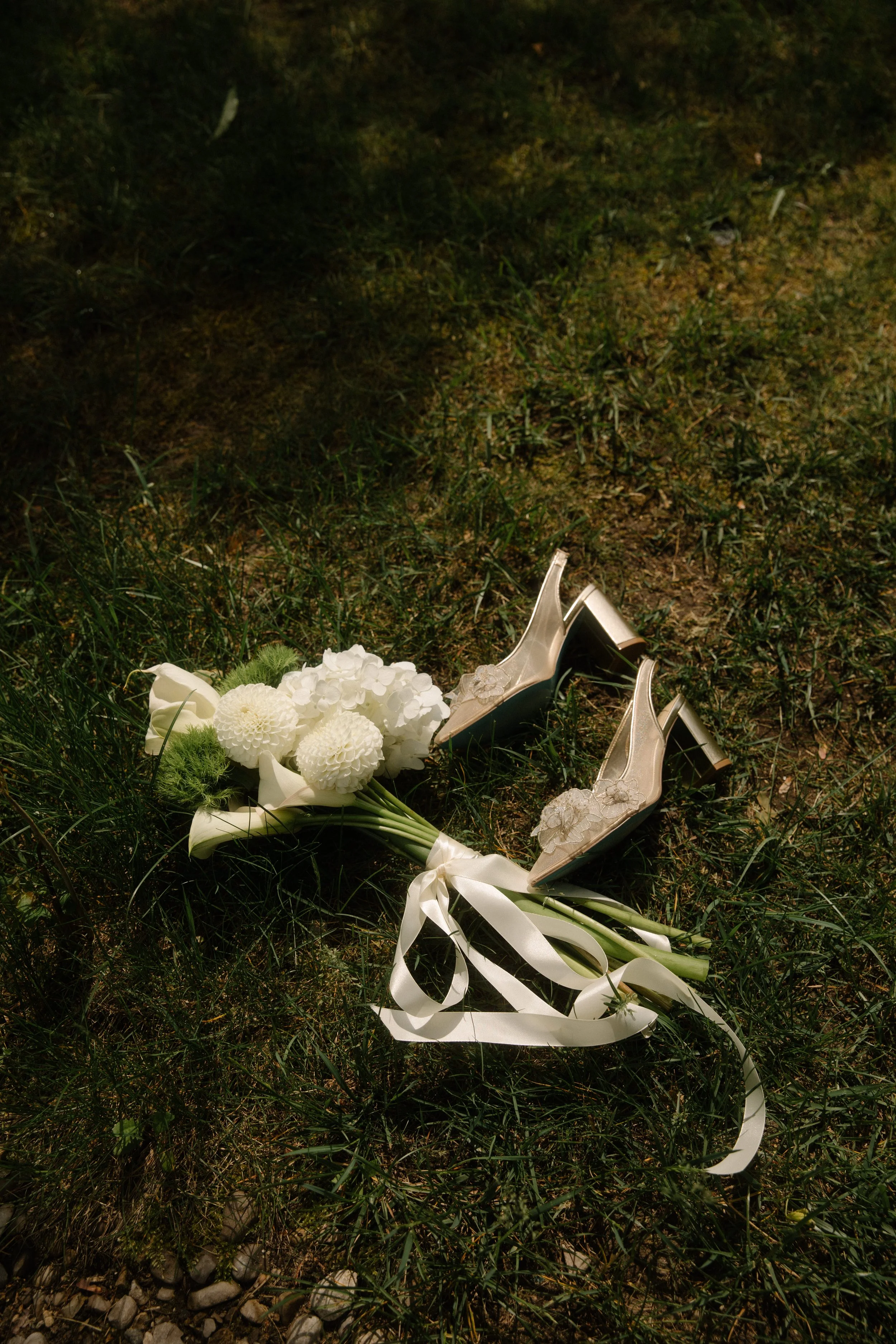 JessicaMax-northern-michigan-backyard-wedding-boyne-elopement-deer-lake-16.jpg