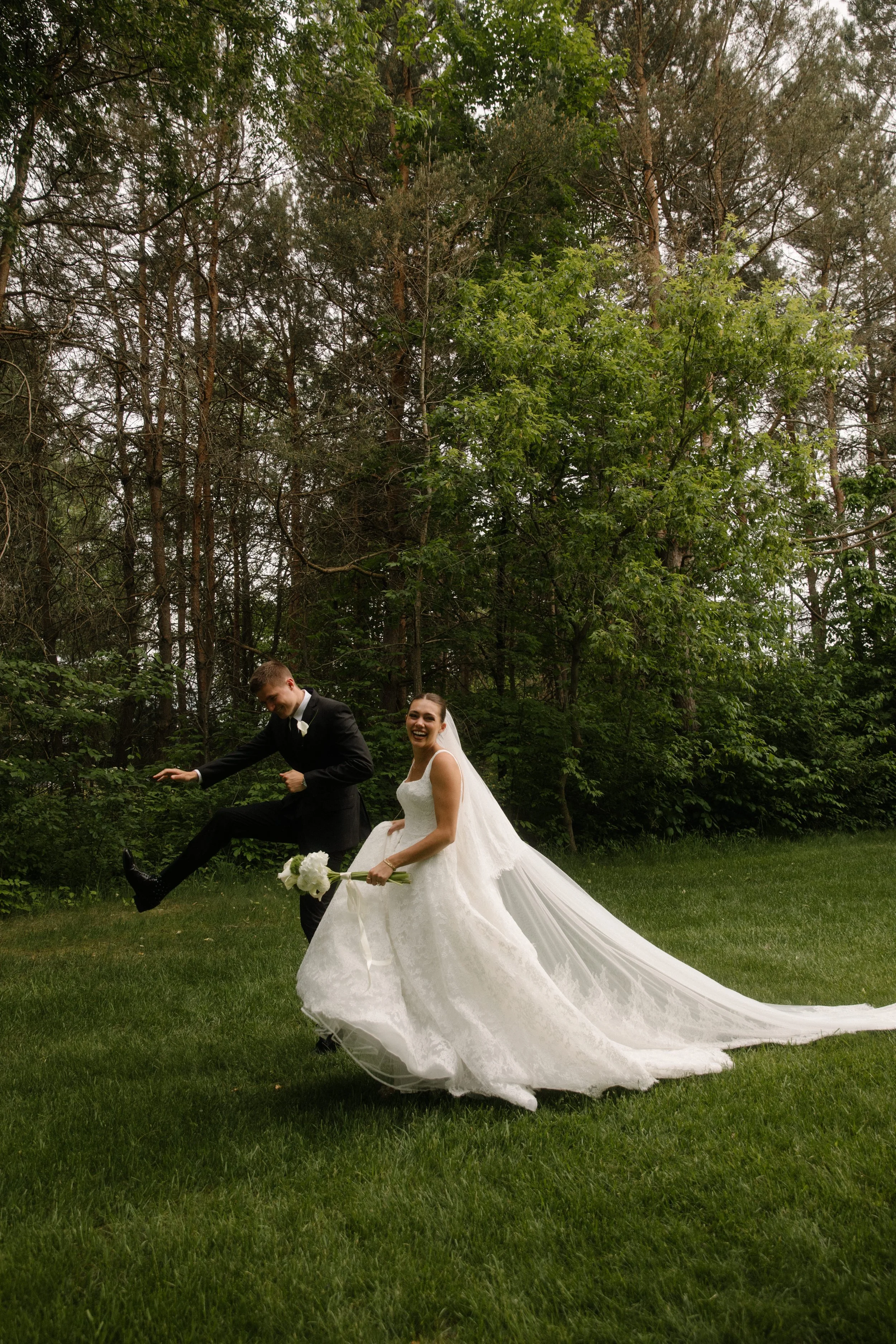 JessicaMax-northern-michigan-backyard-wedding-boyne-elopement-deer-lake-128.jpg