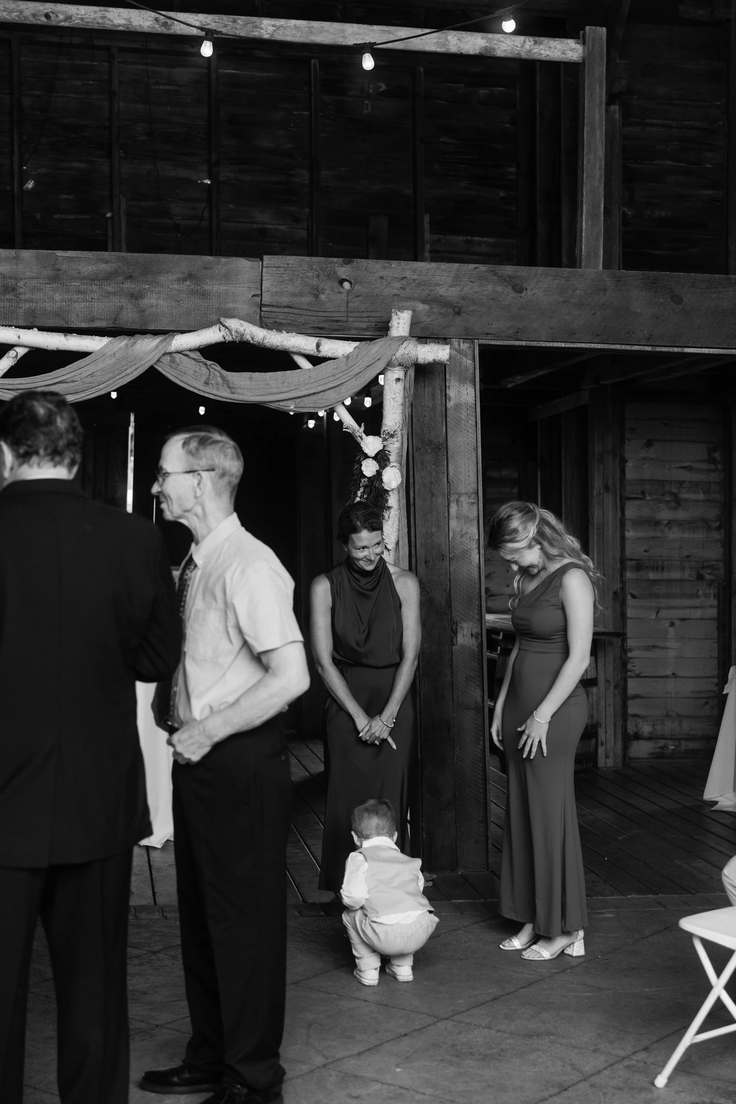 JessicaMax-west-michigan-wedding-photographer-ludington-trillium-creek-wedding-59.jpg
