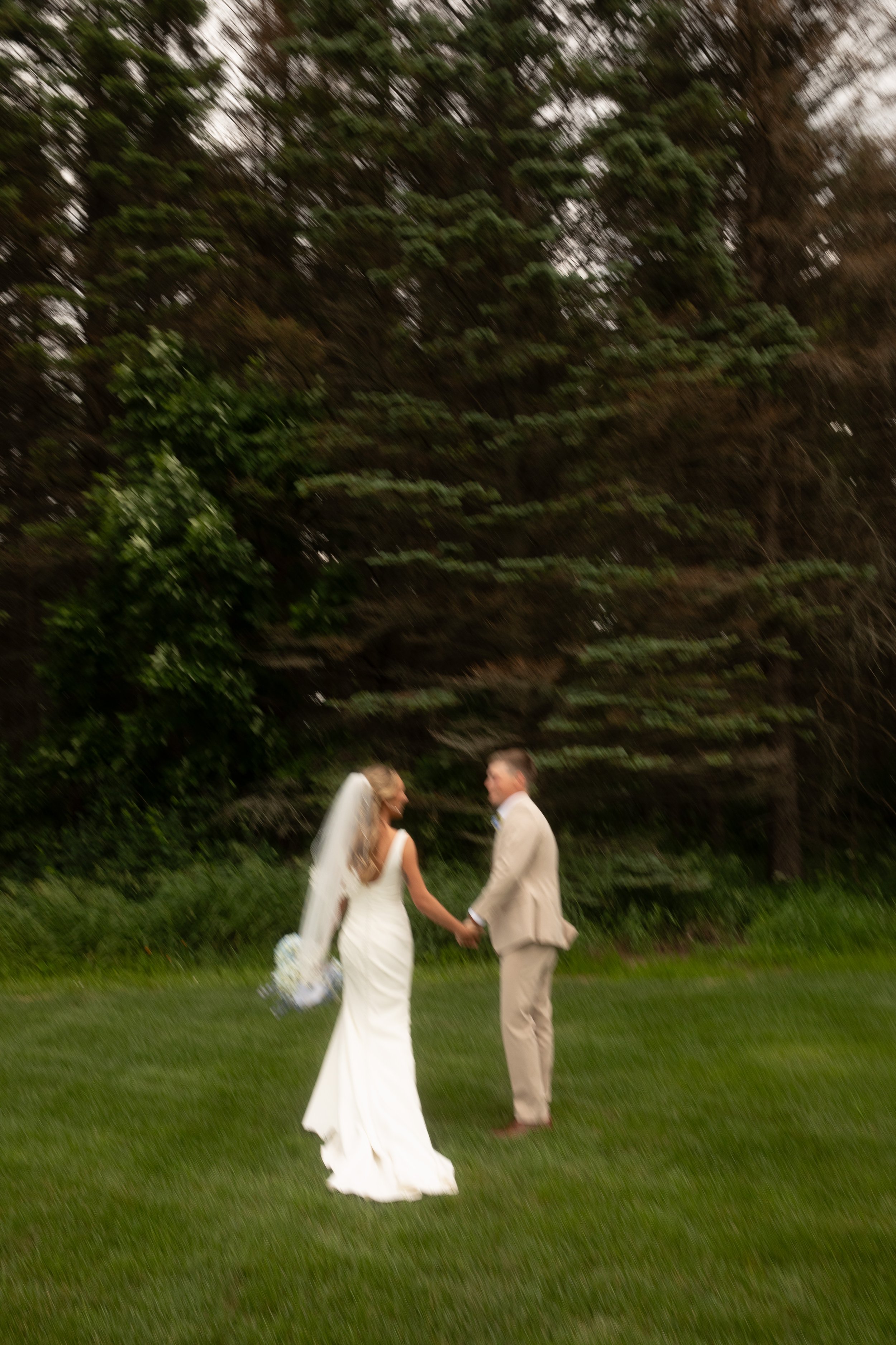 JessicaMax-west-michigan-wedding-photographer-ludington-trillium-creek-wedding-85.jpg