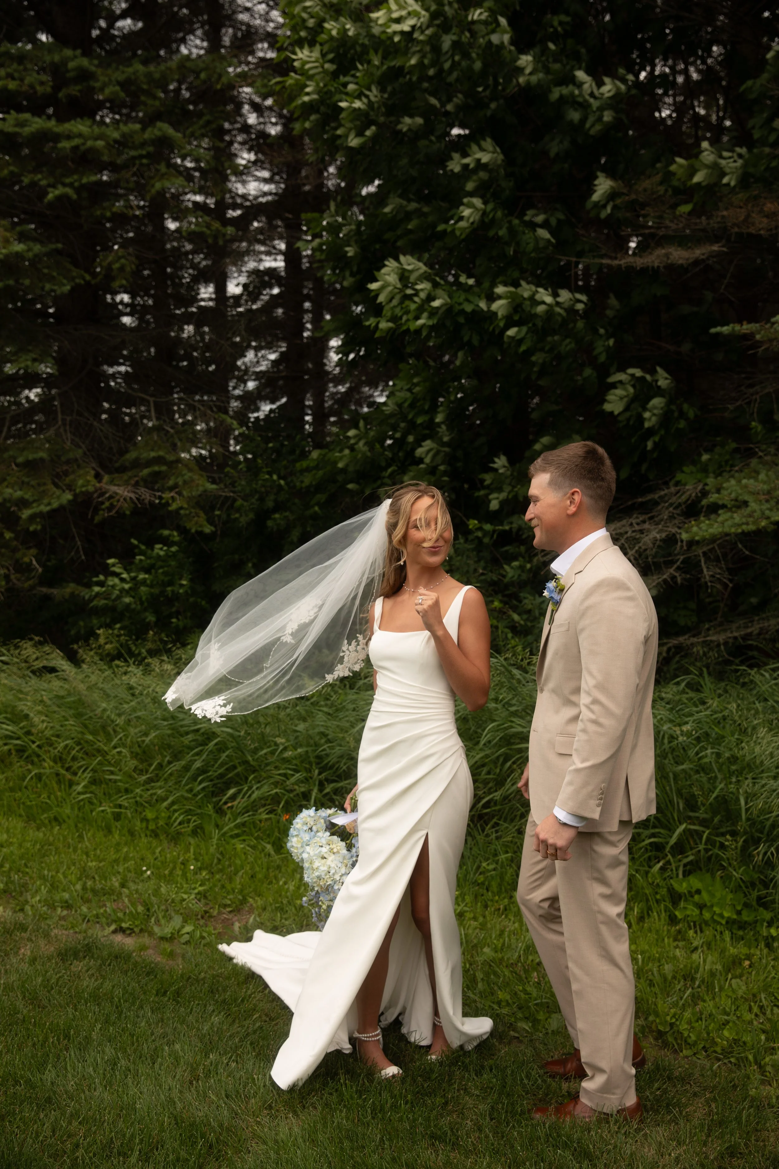 JessicaMax-west-michigan-wedding-photographer-ludington-trillium-creek-wedding-87.jpg