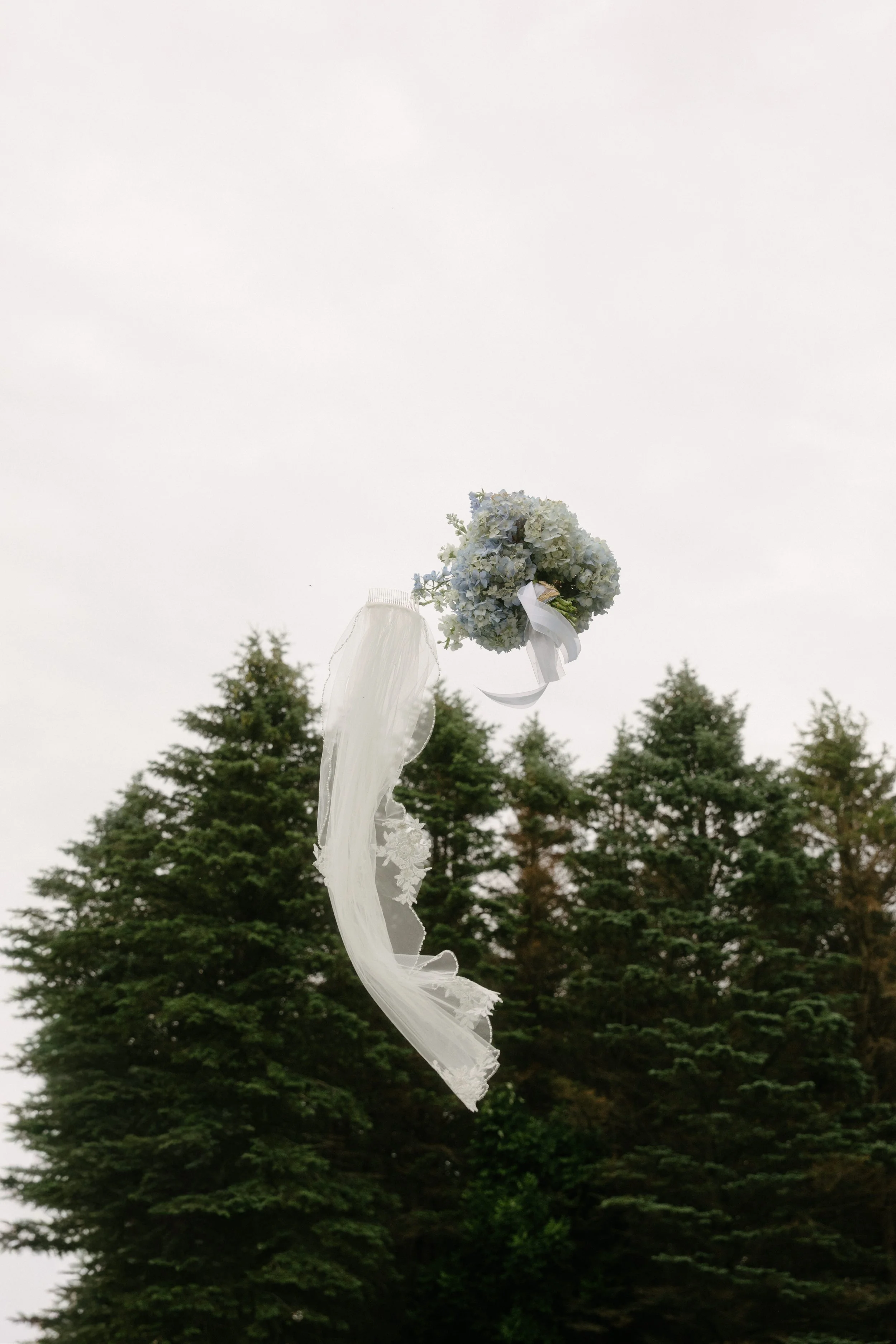 JessicaMax-west-michigan-wedding-photographer-ludington-trillium-creek-wedding-107.jpg