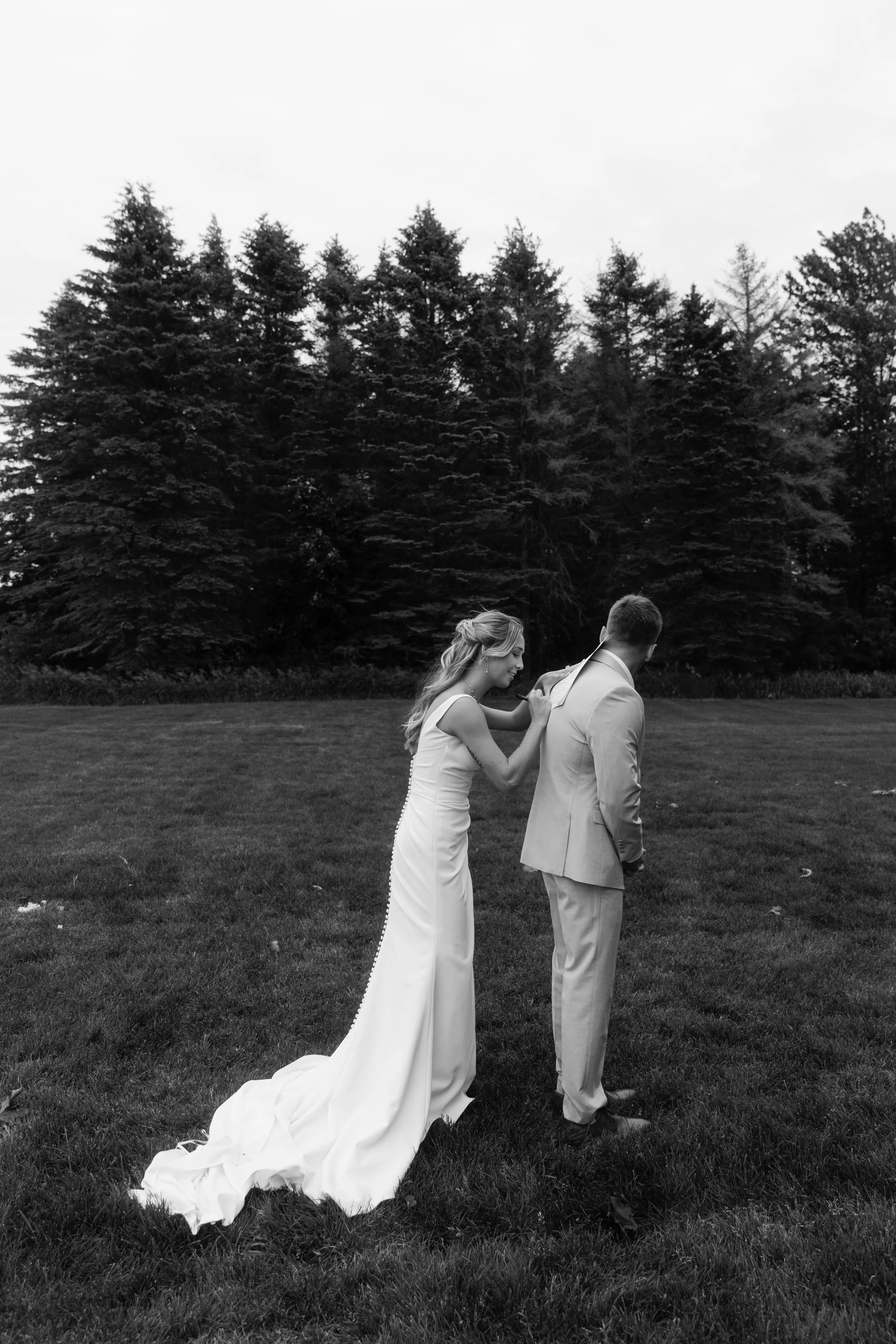 JessicaMax-west-michigan-wedding-photographer-ludington-trillium-creek-wedding-108.jpg