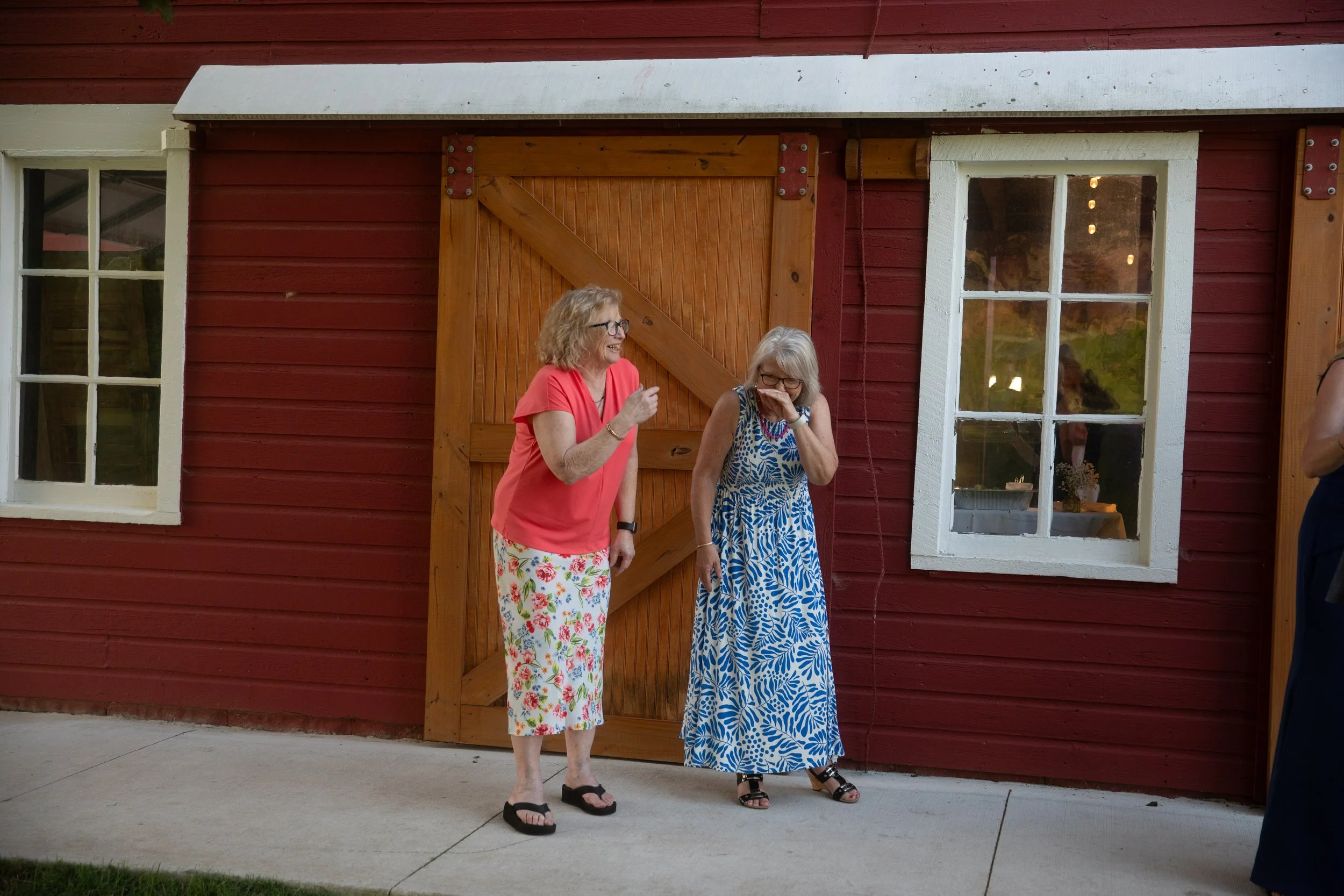 JessicaMax-west-michigan-wedding-photographer-ludington-trillium-creek-wedding-153.jpg