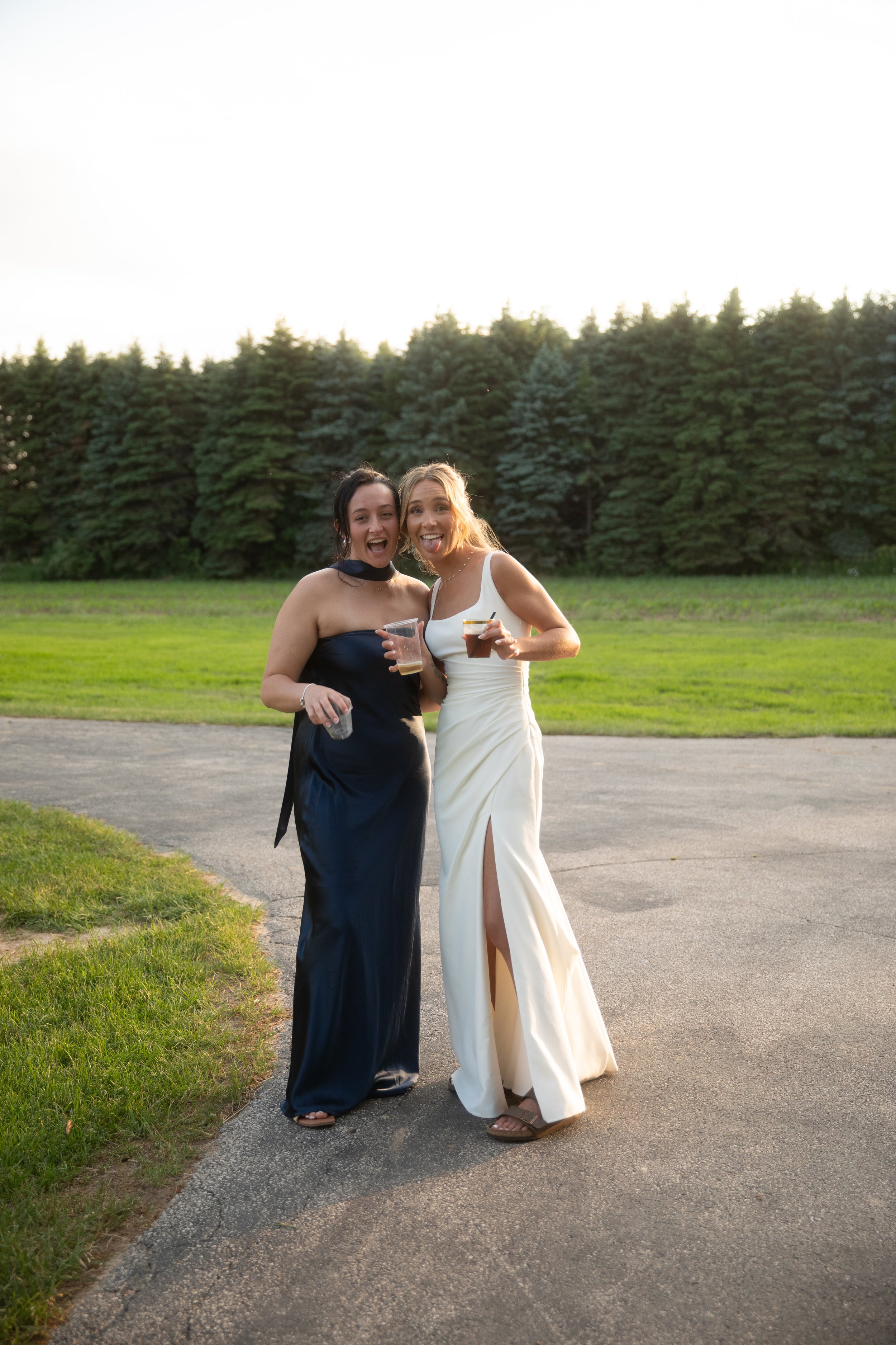 JessicaMax-west-michigan-wedding-photographer-ludington-trillium-creek-wedding-160.jpg
