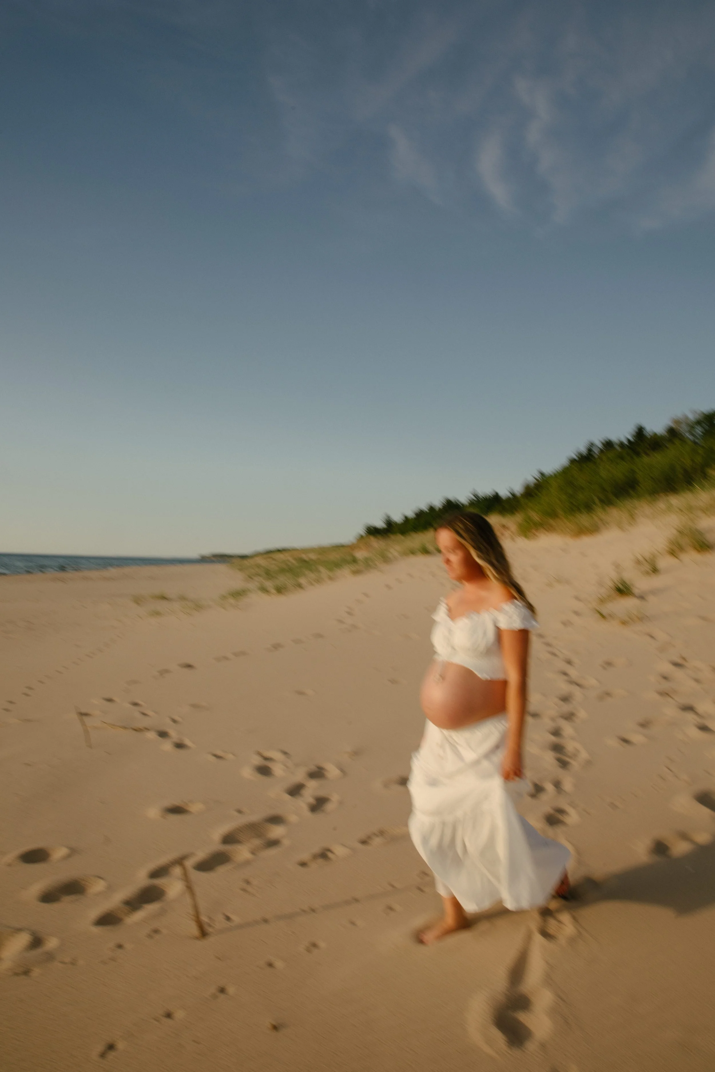 JessicaMax-west-michigan-family-photographer-ludington-maternity-session-74.jpg