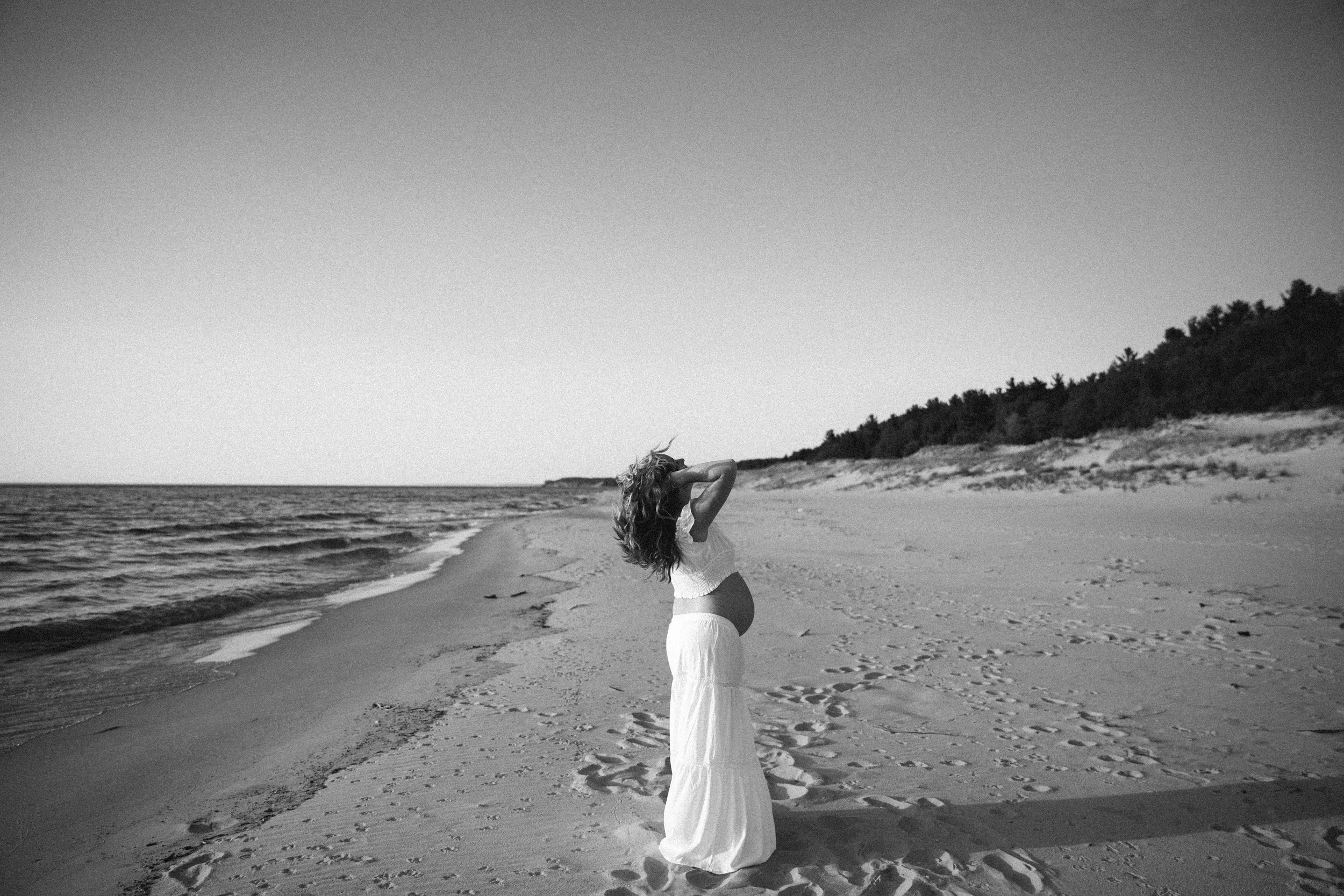JessicaMax-west-michigan-family-photographer-ludington-maternity-session-94.jpg