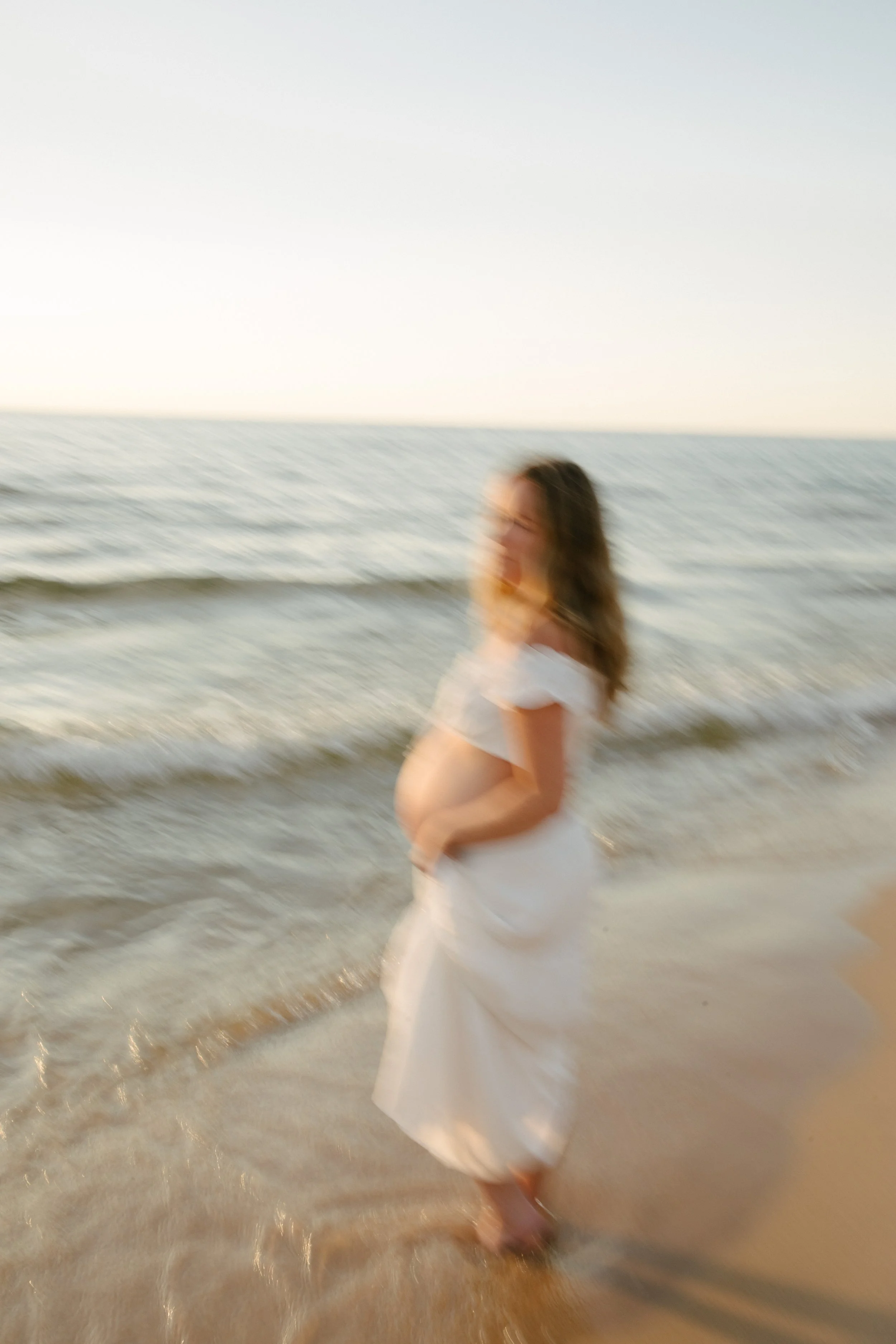 JessicaMax-west-michigan-family-photographer-ludington-maternity-session-111.jpg