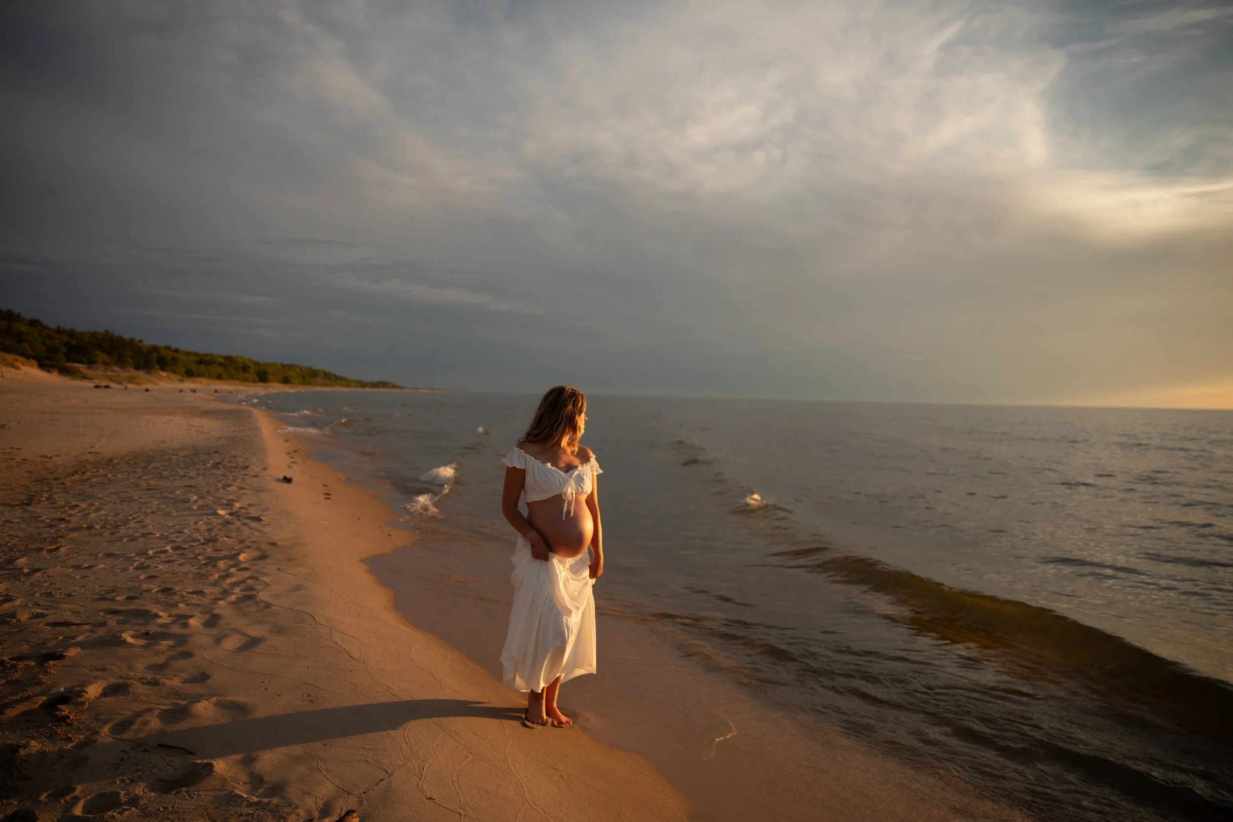 JessicaMax-west-michigan-family-photographer-ludington-maternity-session-135.jpg