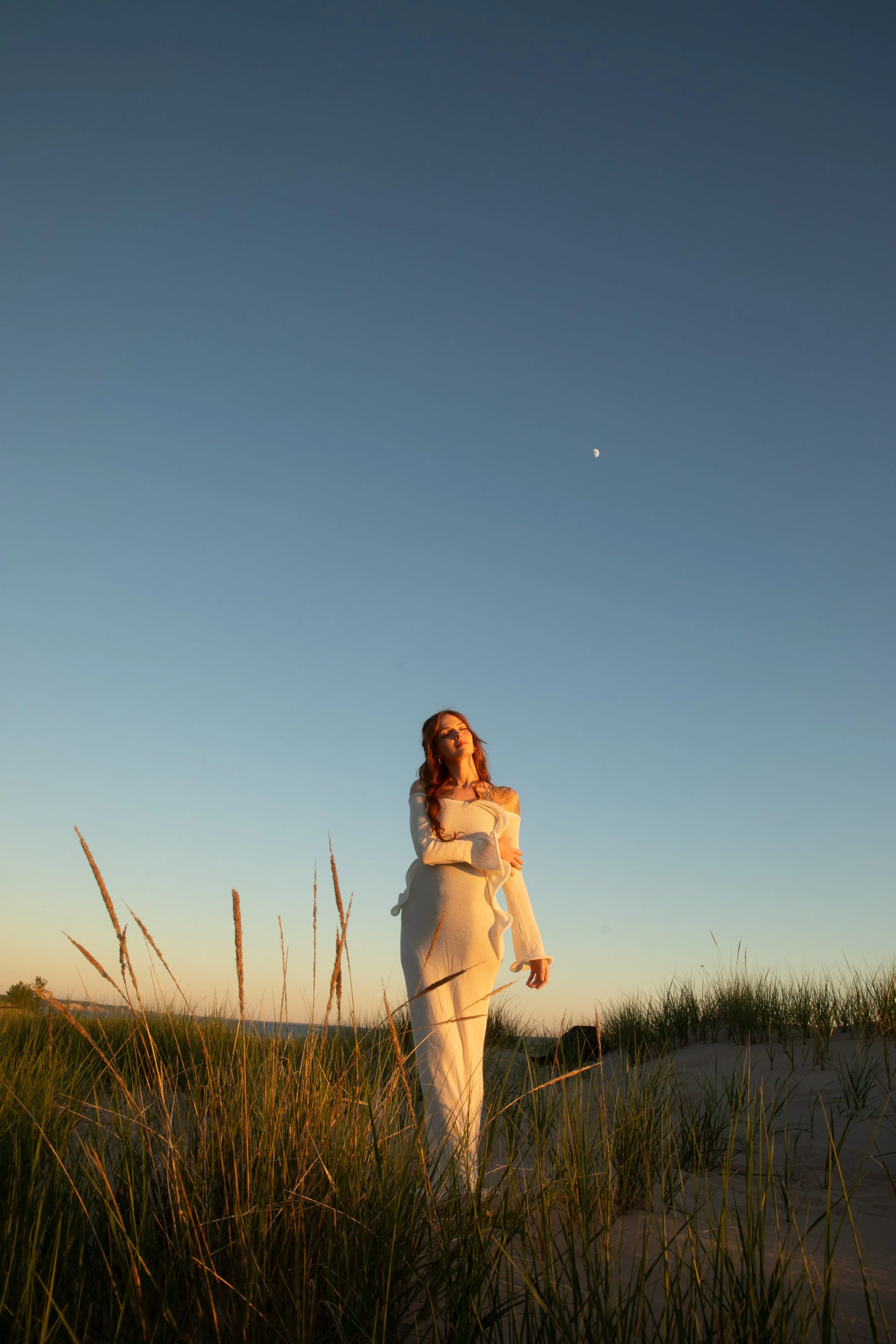 JessicaMax-west-michigan-womens-portrait-boudoir-ethereal-portrait-session-ludington-196.jpg