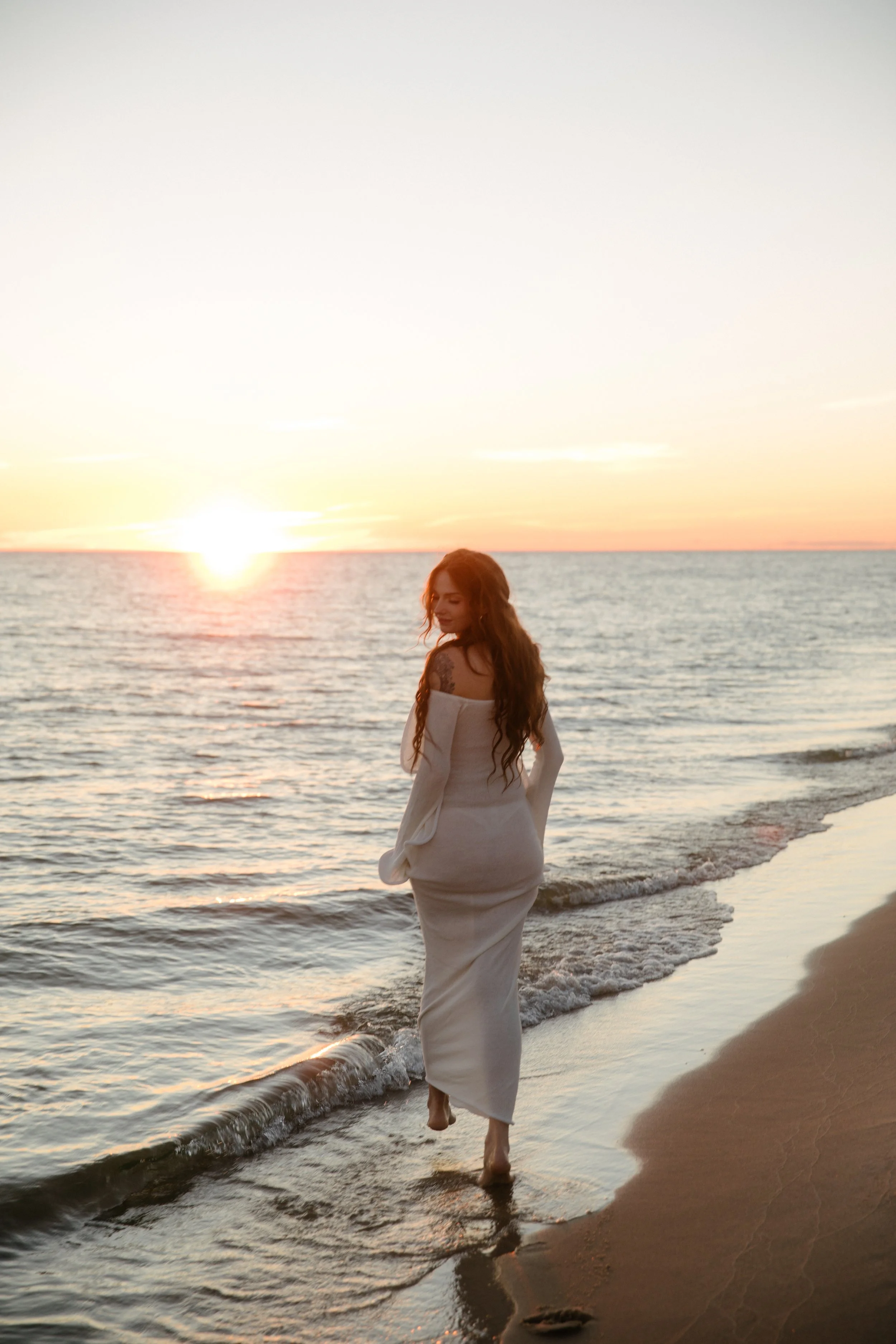 JessicaMax-west-michigan-womens-portrait-boudoir-ethereal-portrait-session-ludington-269.jpg