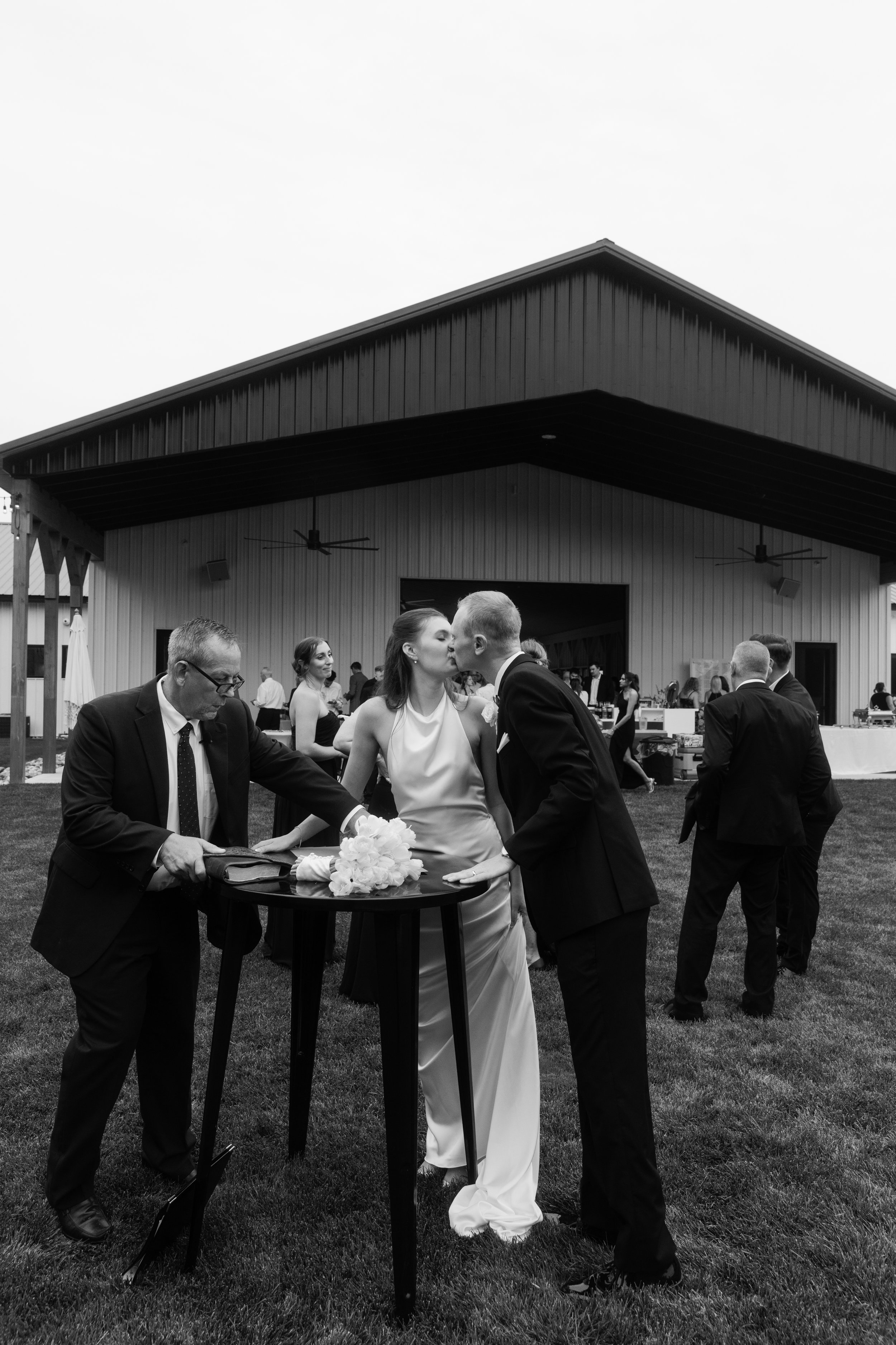 JessicaMax-west-michigan-wedding-photographer-the-cox-ranch-documentary-wedding-151.jpg