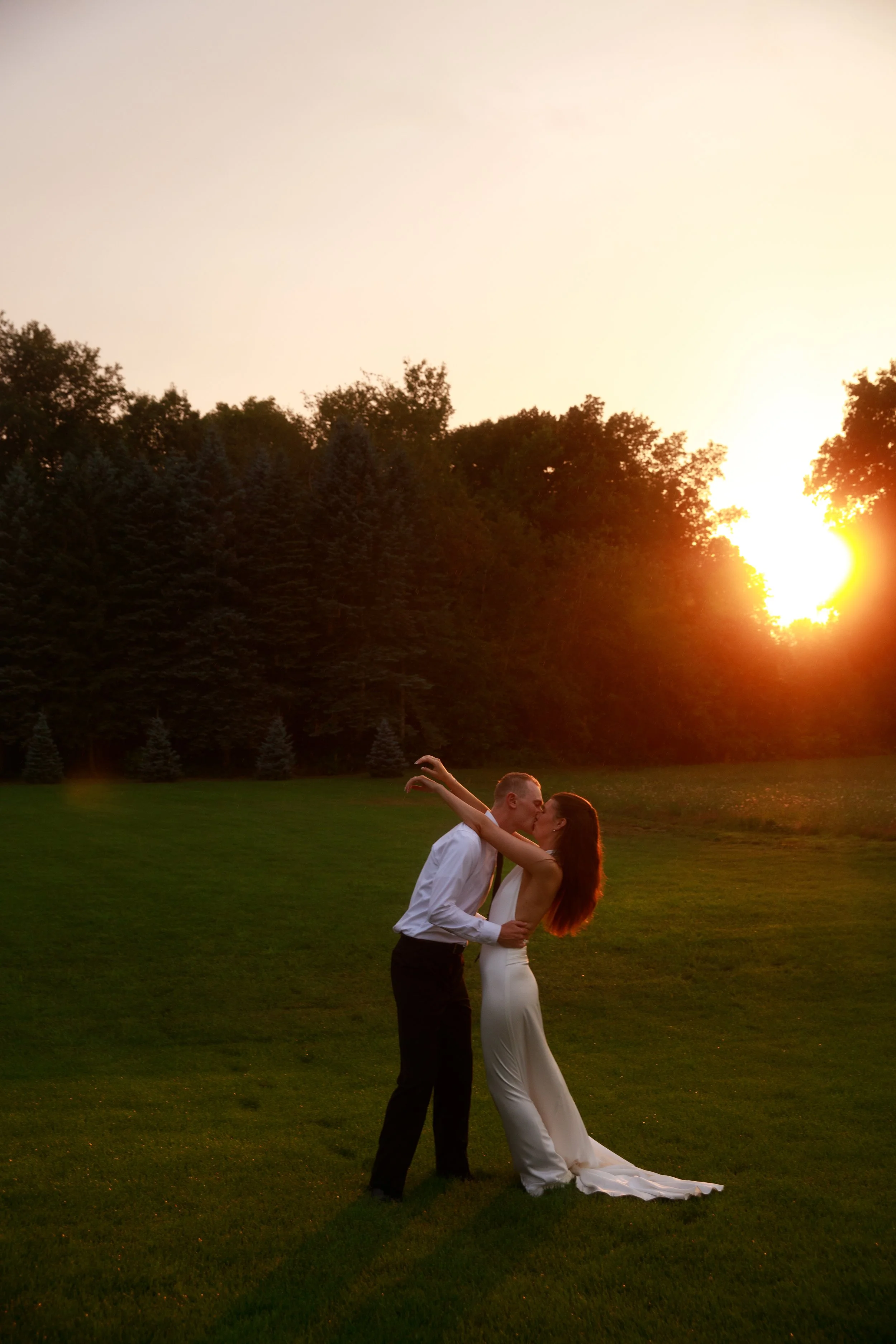 JessicaMax-west-michigan-wedding-photographer-the-cox-ranch-documentary-wedding-197.jpg