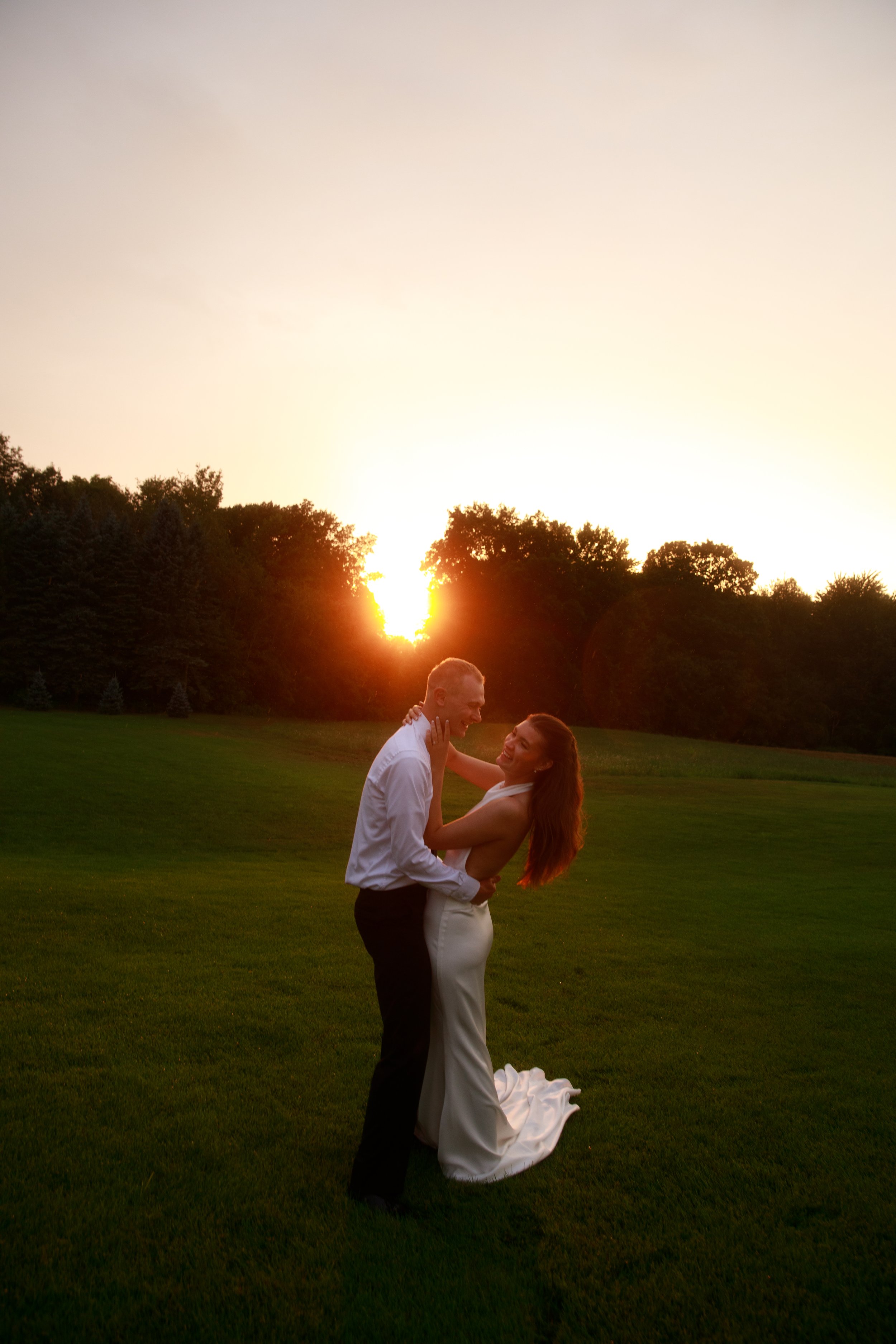 JessicaMax-west-michigan-wedding-photographer-the-cox-ranch-documentary-wedding-200.jpg
