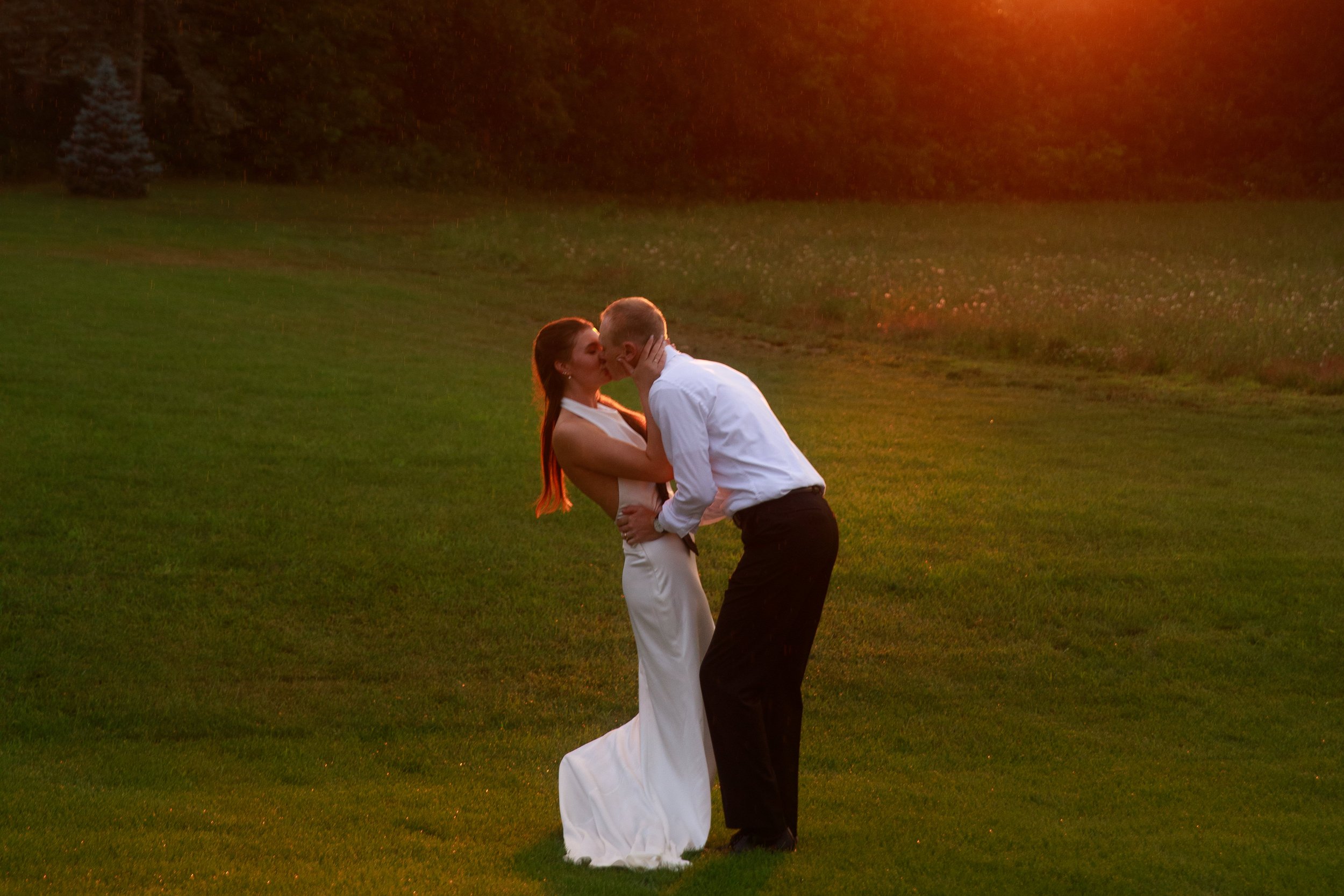 JessicaMax-west-michigan-wedding-photographer-the-cox-ranch-documentary-wedding-214.jpg