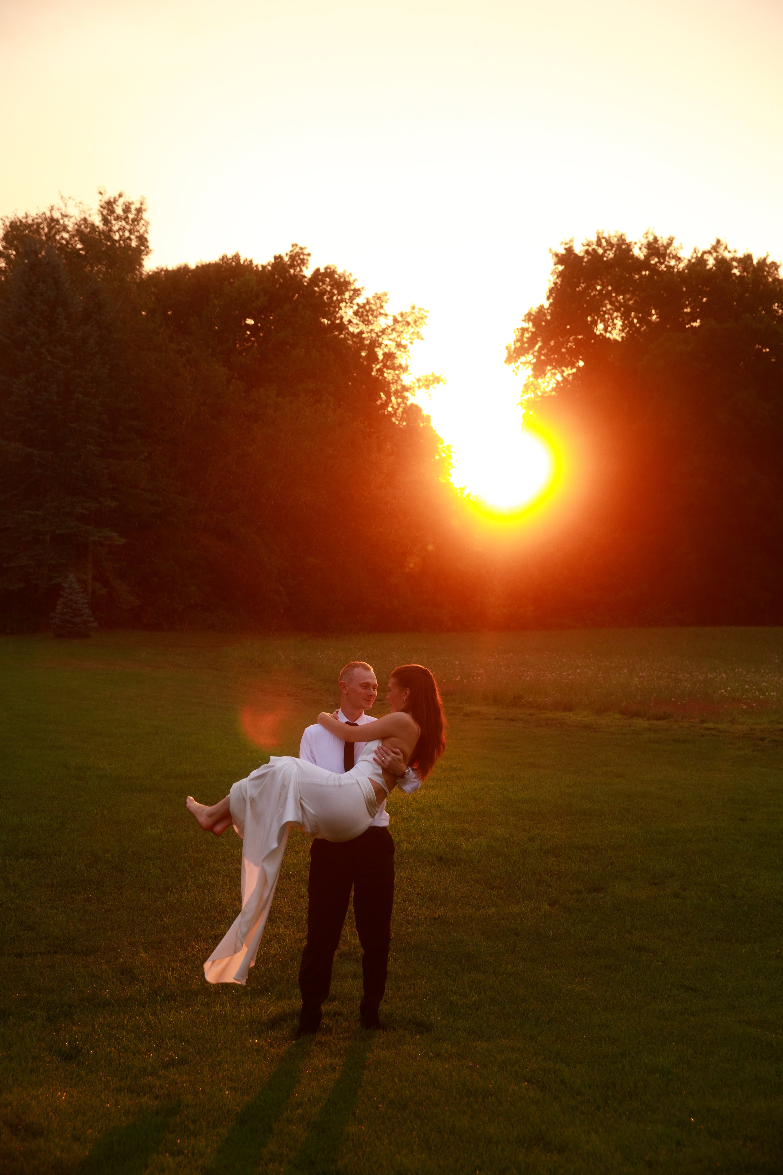JessicaMax-west-michigan-wedding-photographer-the-cox-ranch-documentary-wedding-221.jpg