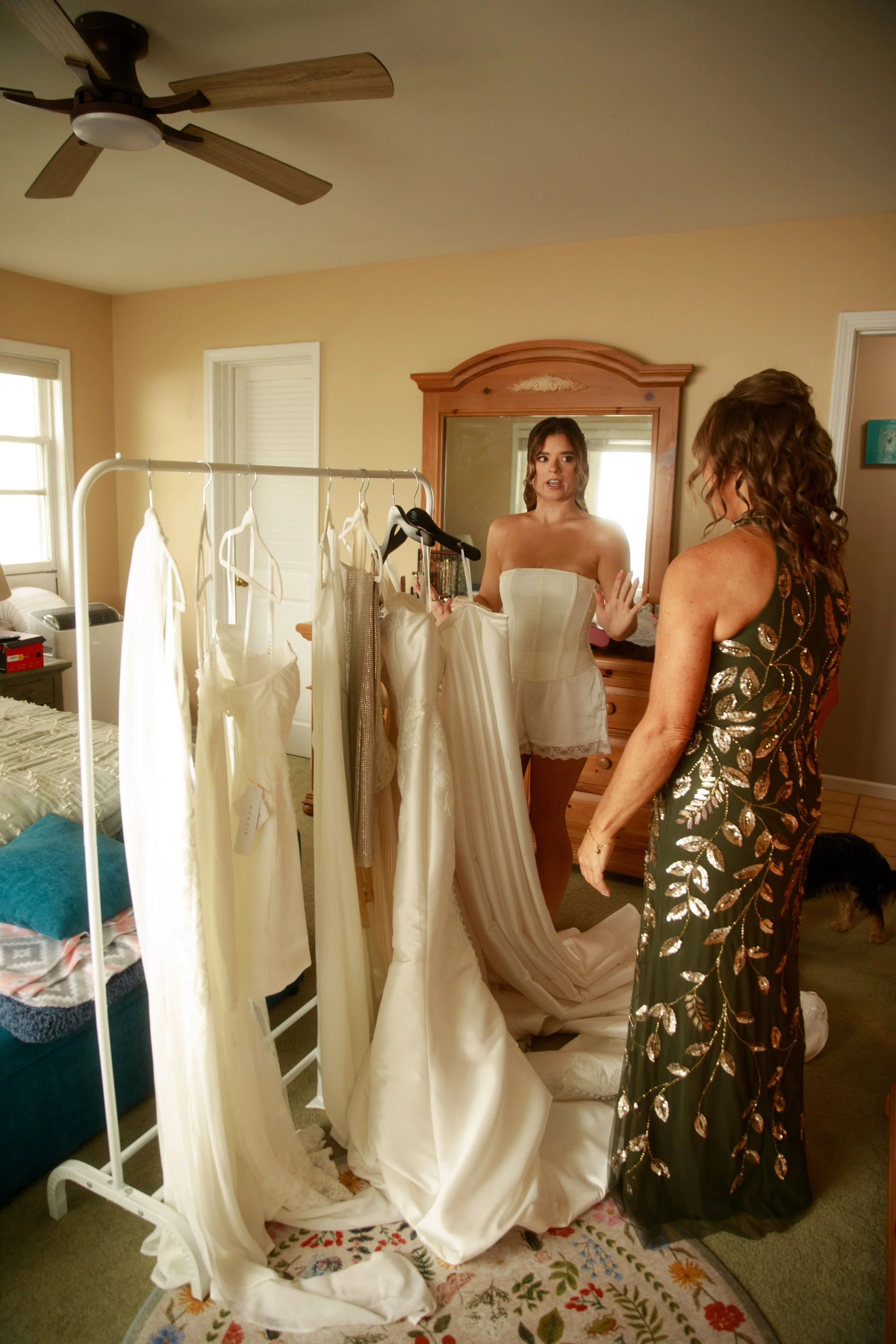 JessicaMax-northern-michigan-wedding-photographer-sault-ste-marie-backyard-wedding-st-marys-river-mi-upper-peninsula-42.jpg
