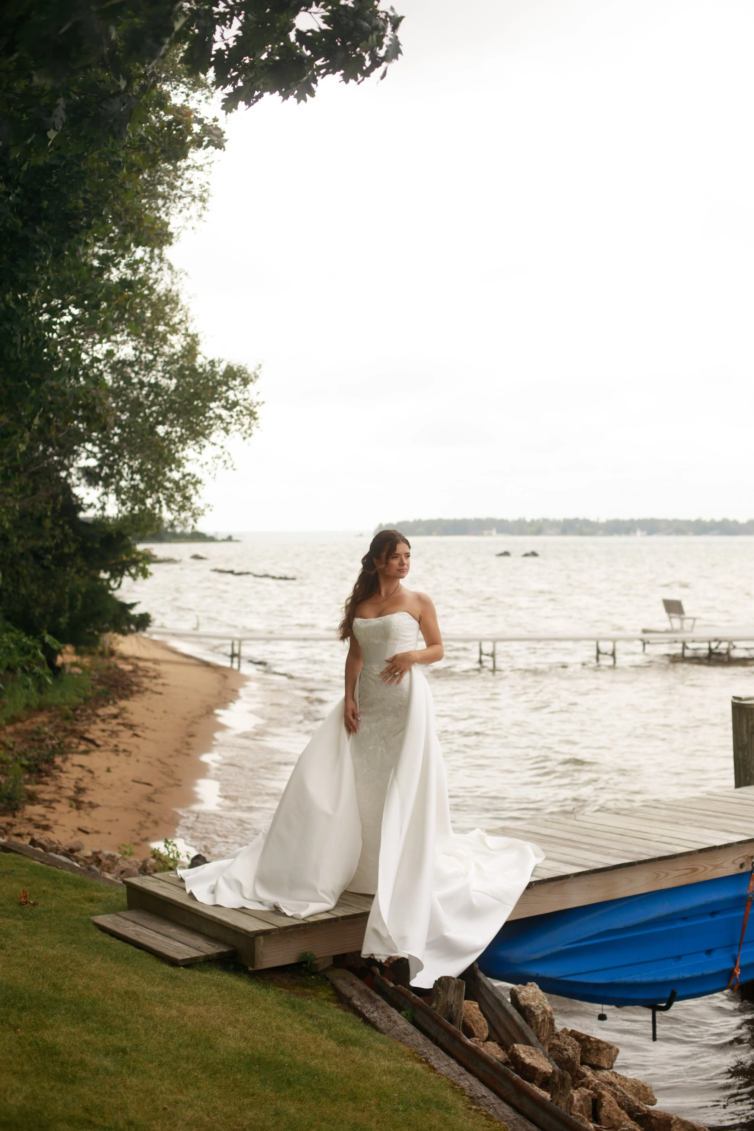 JessicaMax-northern-michigan-wedding-photographer-sault-ste-marie-backyard-wedding-st-marys-river-mi-upper-peninsula-53.jpg
