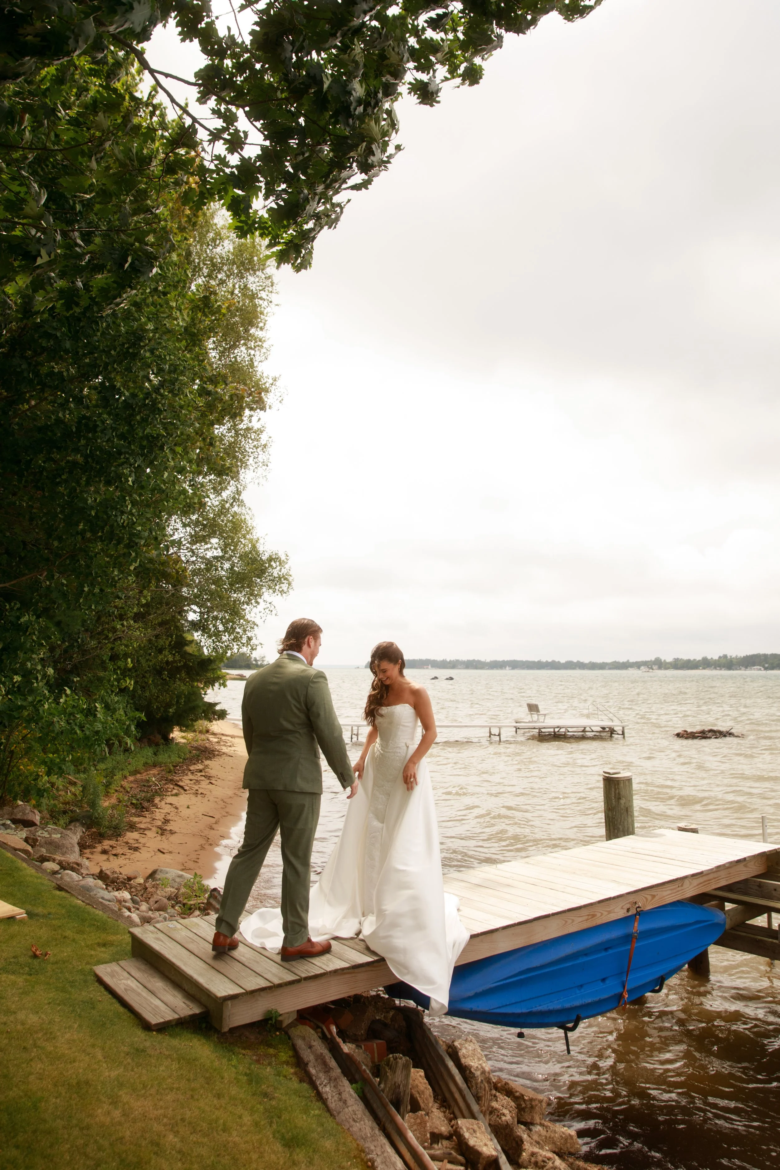 JessicaMax-northern-michigan-wedding-photographer-sault-ste-marie-backyard-wedding-st-marys-river-mi-upper-peninsula-71.jpg