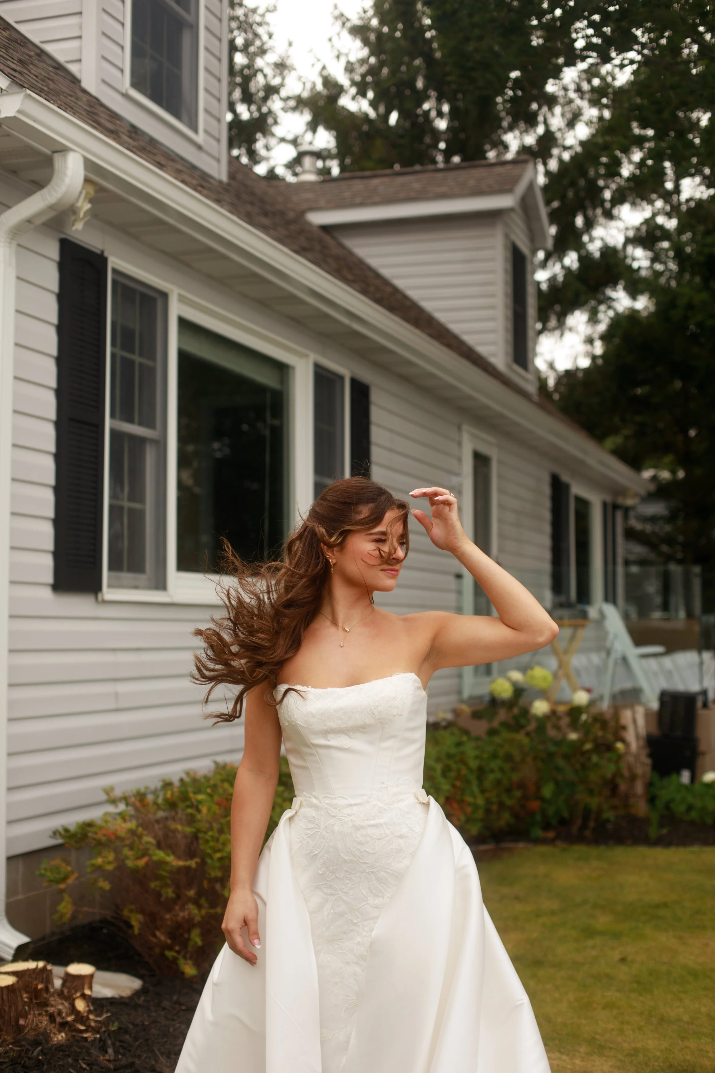 JessicaMax-northern-michigan-wedding-photographer-sault-ste-marie-backyard-wedding-st-marys-river-mi-upper-peninsula-78.jpg