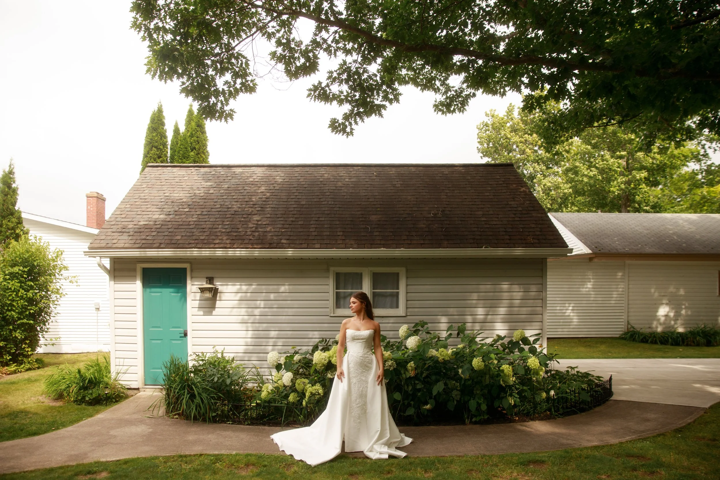 JessicaMax-northern-michigan-wedding-photographer-sault-ste-marie-backyard-wedding-st-marys-river-mi-upper-peninsula-108.jpg