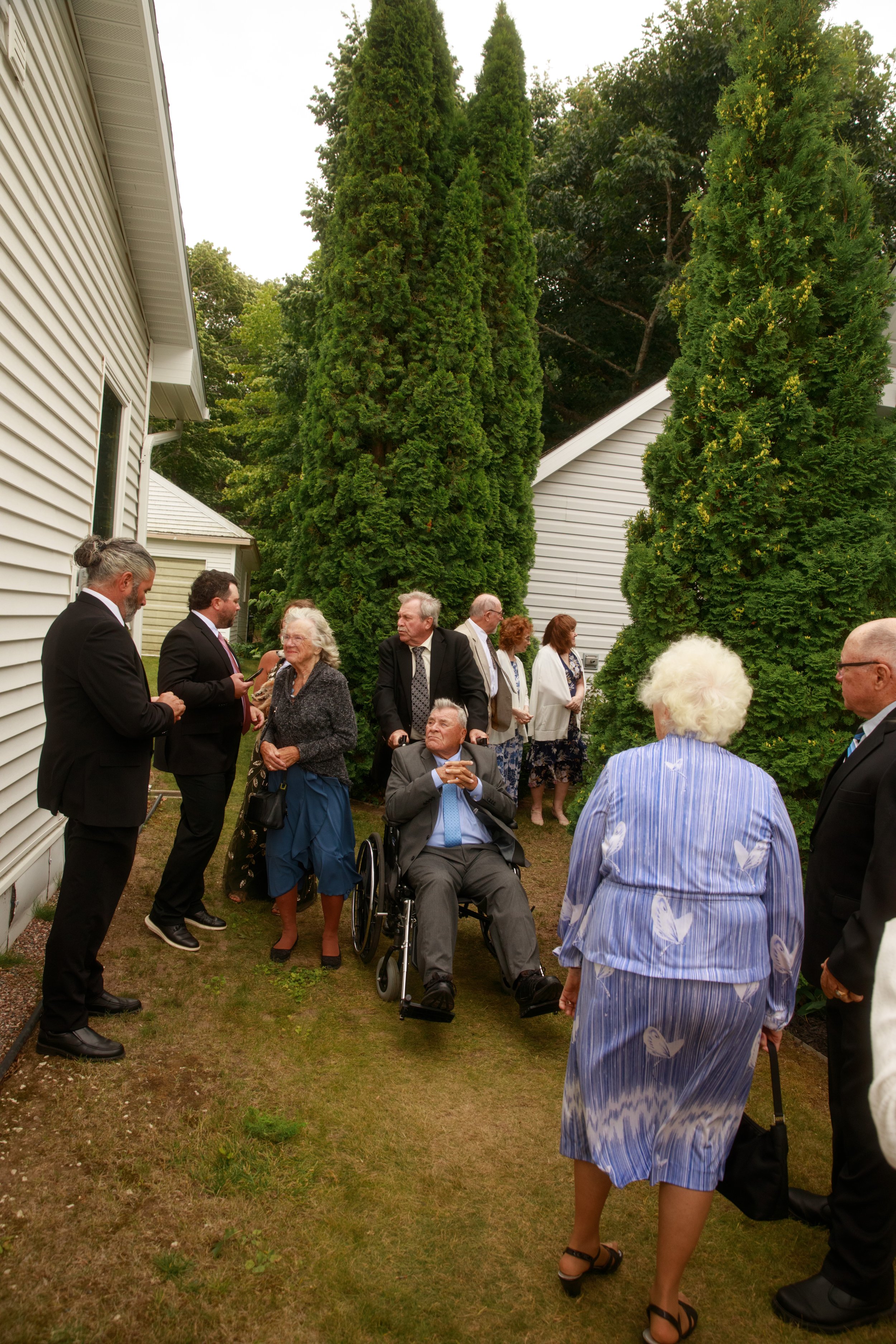 JessicaMax-northern-michigan-wedding-photographer-sault-ste-marie-backyard-wedding-st-marys-river-mi-upper-peninsula-143.jpg
