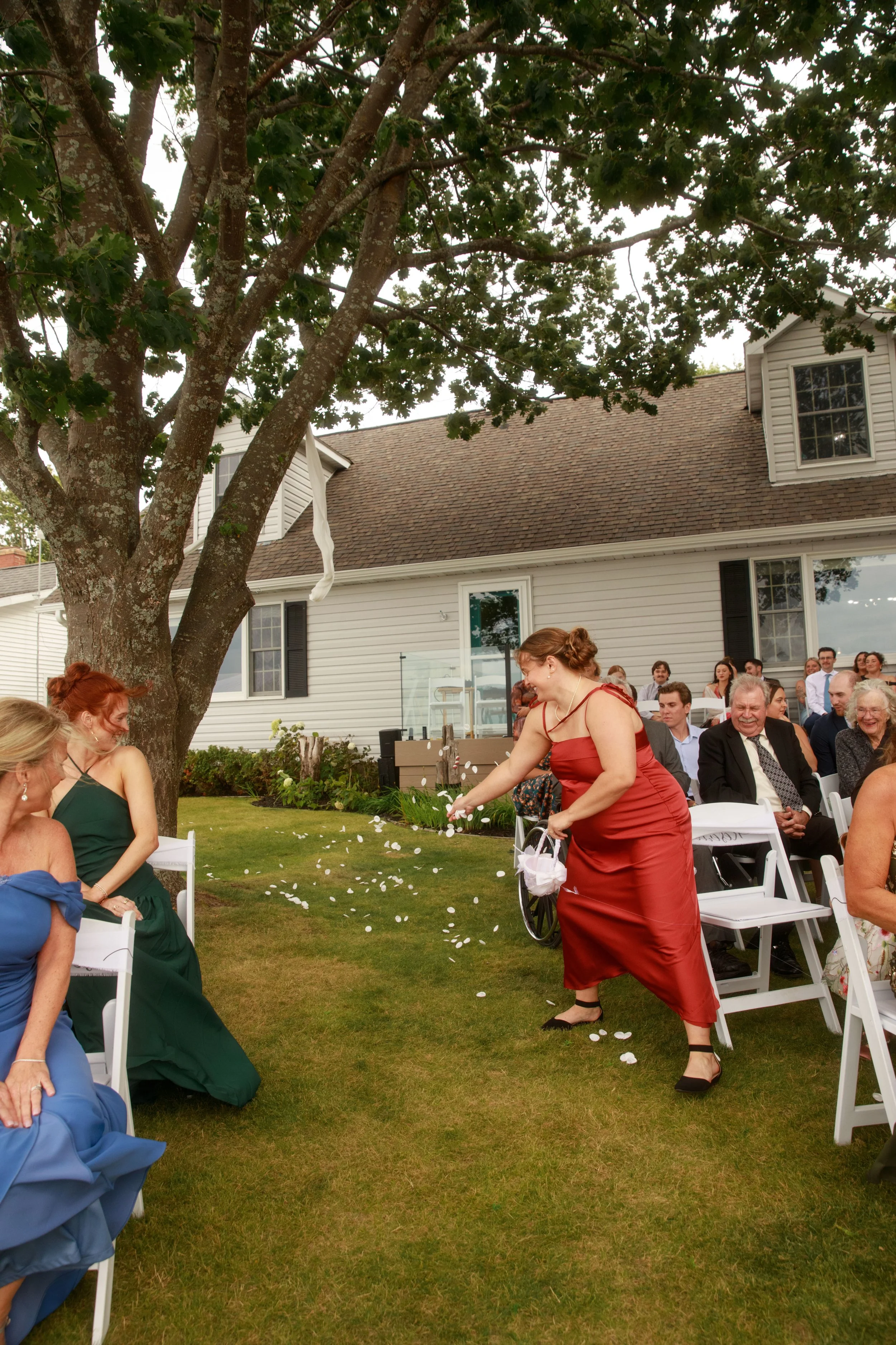 JessicaMax-northern-michigan-wedding-photographer-sault-ste-marie-backyard-wedding-st-marys-river-mi-upper-peninsula-155.jpg