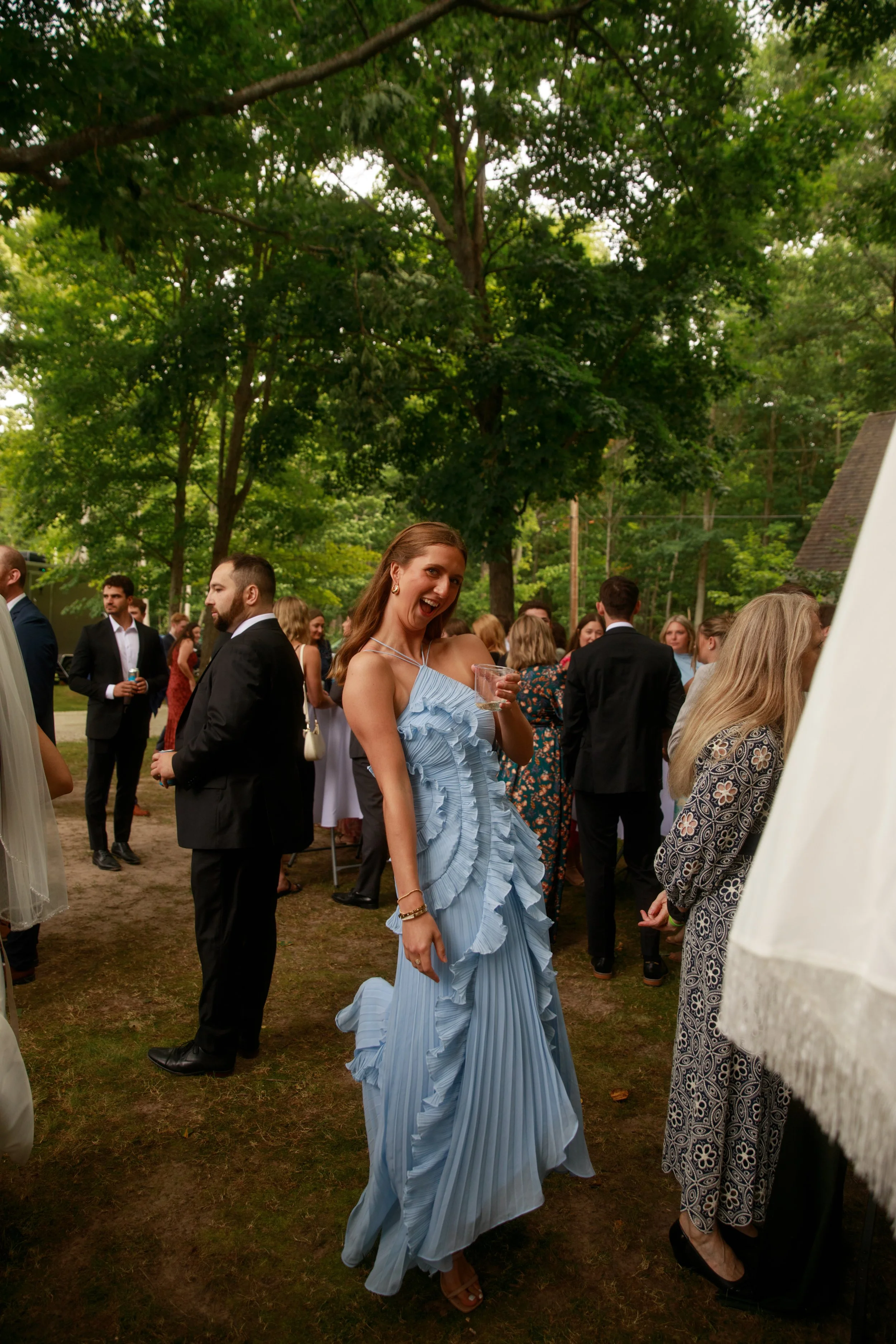 JessicaMax-northern-michigan-wedding-photographer-sault-ste-marie-backyard-wedding-st-marys-river-mi-upper-peninsula-200.jpg