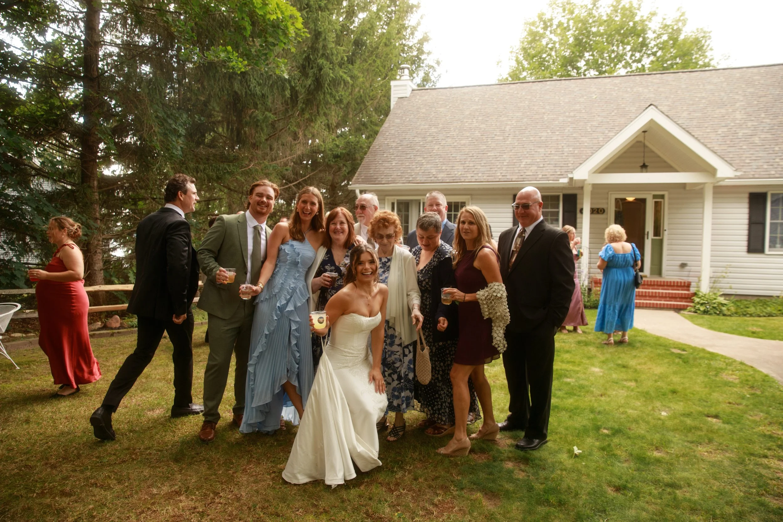 JessicaMax-northern-michigan-wedding-photographer-sault-ste-marie-backyard-wedding-st-marys-river-mi-upper-peninsula-207.jpg