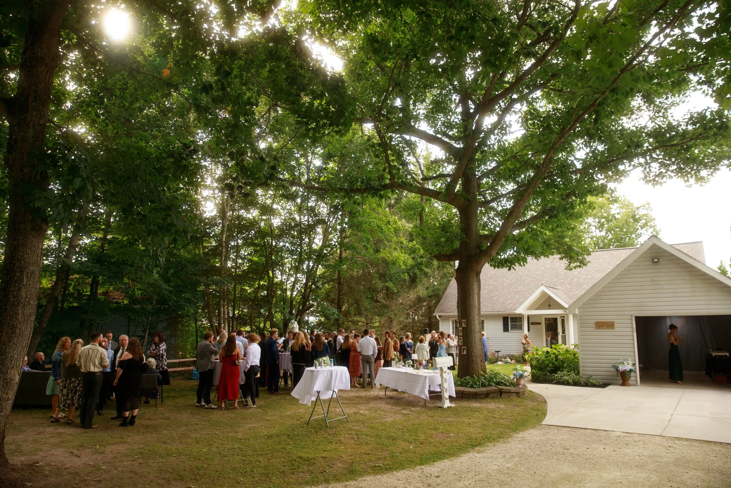 JessicaMax-northern-michigan-wedding-photographer-sault-ste-marie-backyard-wedding-st-marys-river-mi-upper-peninsula-214.jpg