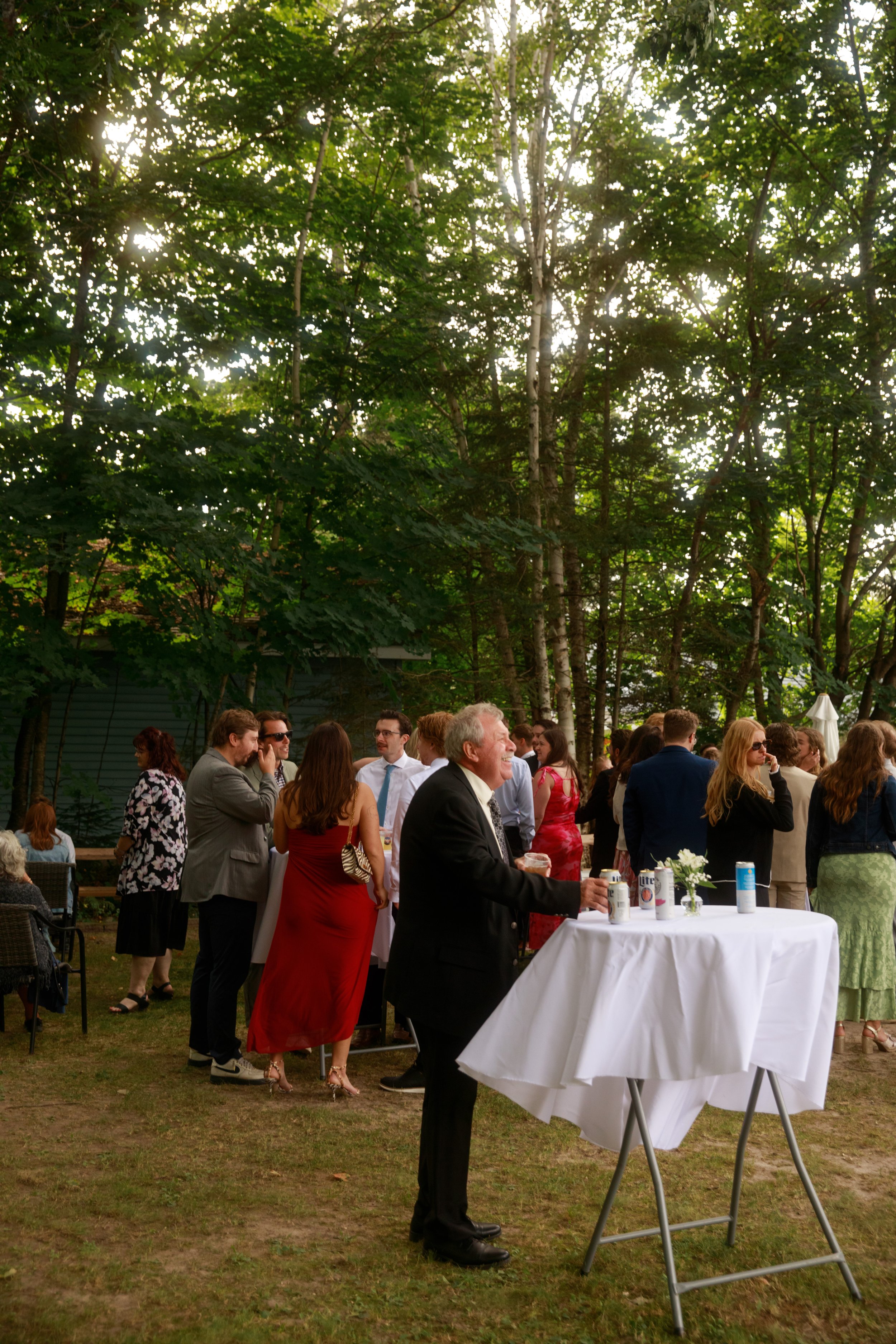 JessicaMax-northern-michigan-wedding-photographer-sault-ste-marie-backyard-wedding-st-marys-river-mi-upper-peninsula-216.jpg