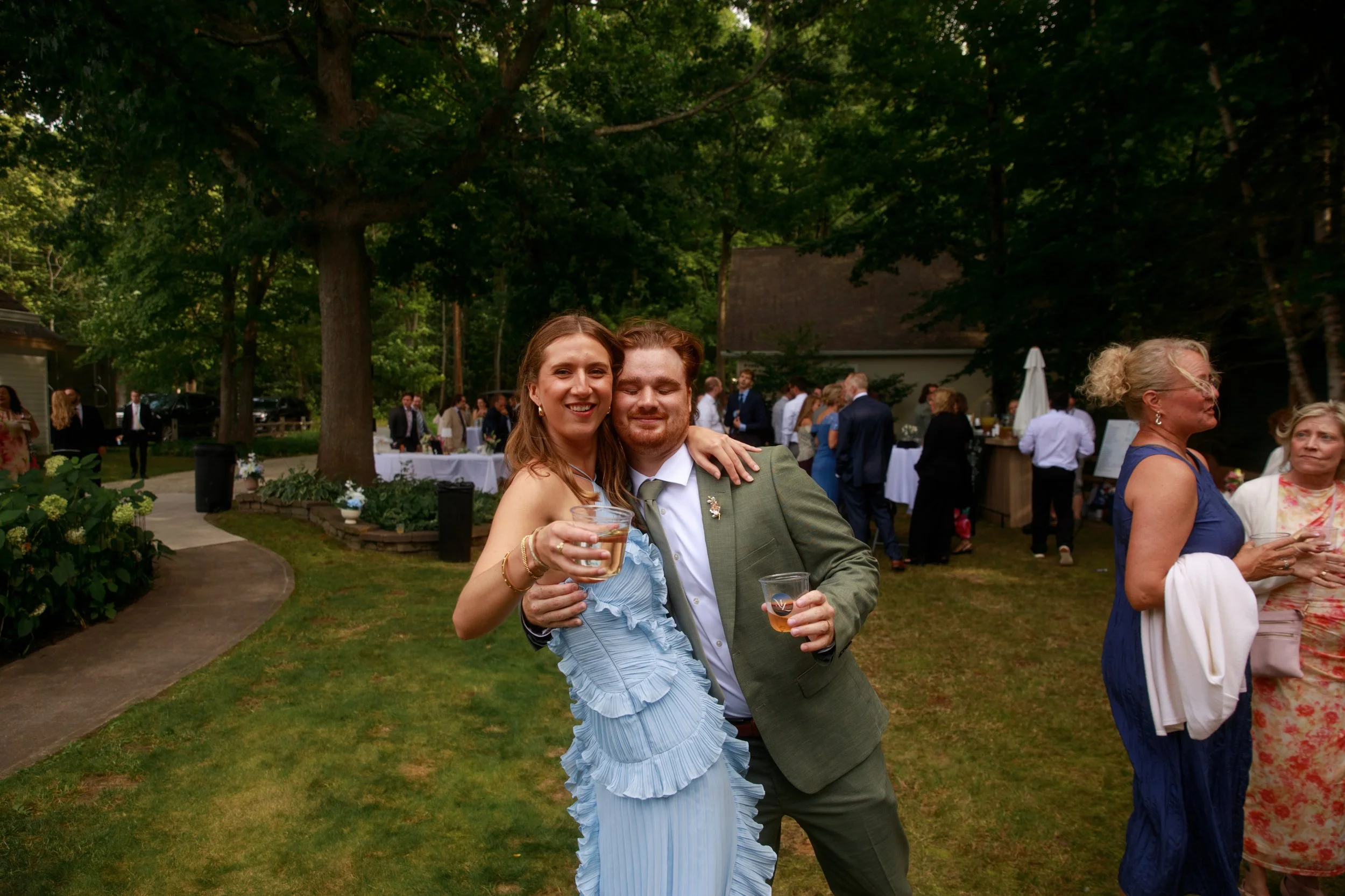 JessicaMax-northern-michigan-wedding-photographer-sault-ste-marie-backyard-wedding-st-marys-river-mi-upper-peninsula-229.jpg