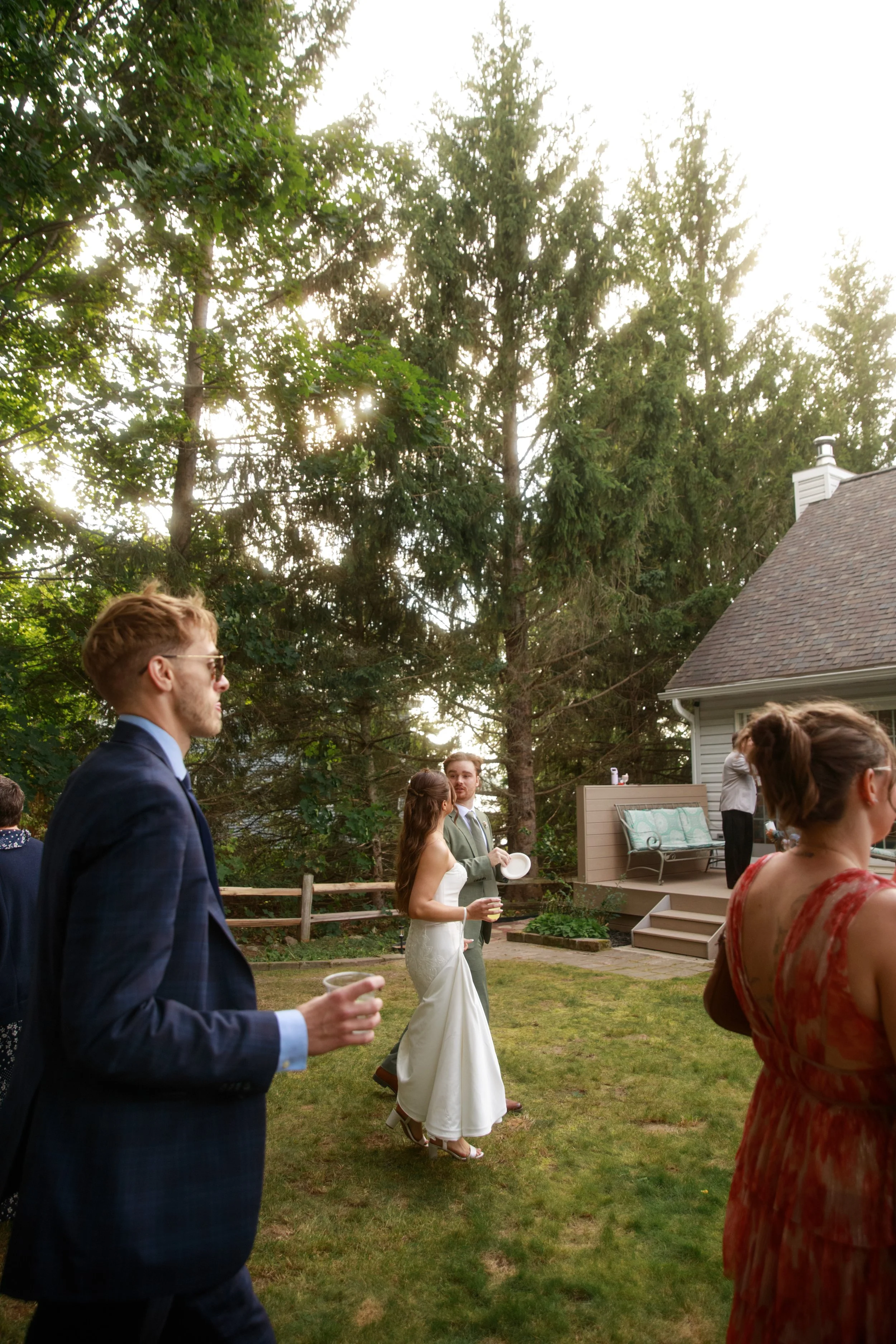 JessicaMax-northern-michigan-wedding-photographer-sault-ste-marie-backyard-wedding-st-marys-river-mi-upper-peninsula-238.jpg