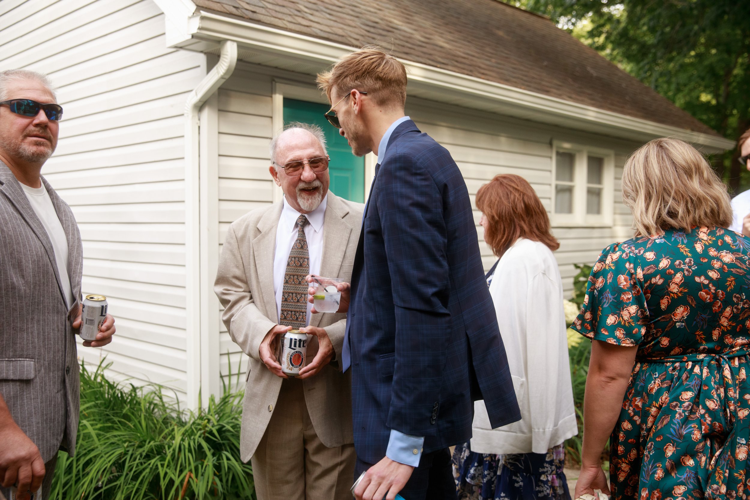 JessicaMax-northern-michigan-wedding-photographer-sault-ste-marie-backyard-wedding-st-marys-river-mi-upper-peninsula-240.jpg