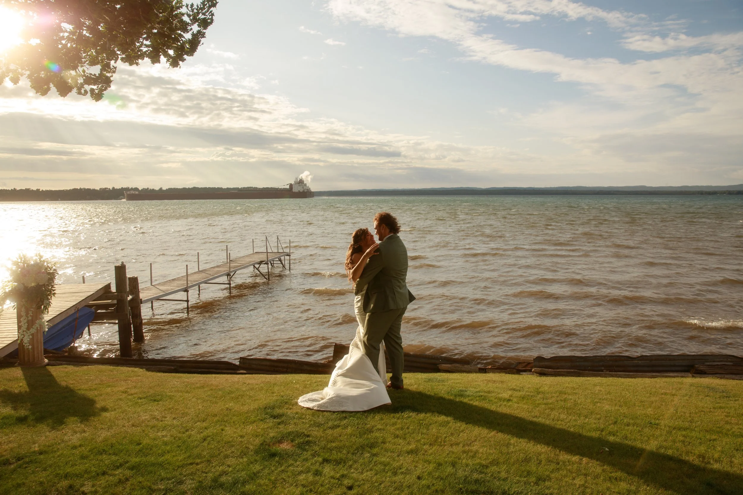 JessicaMax-northern-michigan-wedding-photographer-sault-ste-marie-backyard-wedding-st-marys-river-mi-upper-peninsula-278.jpg