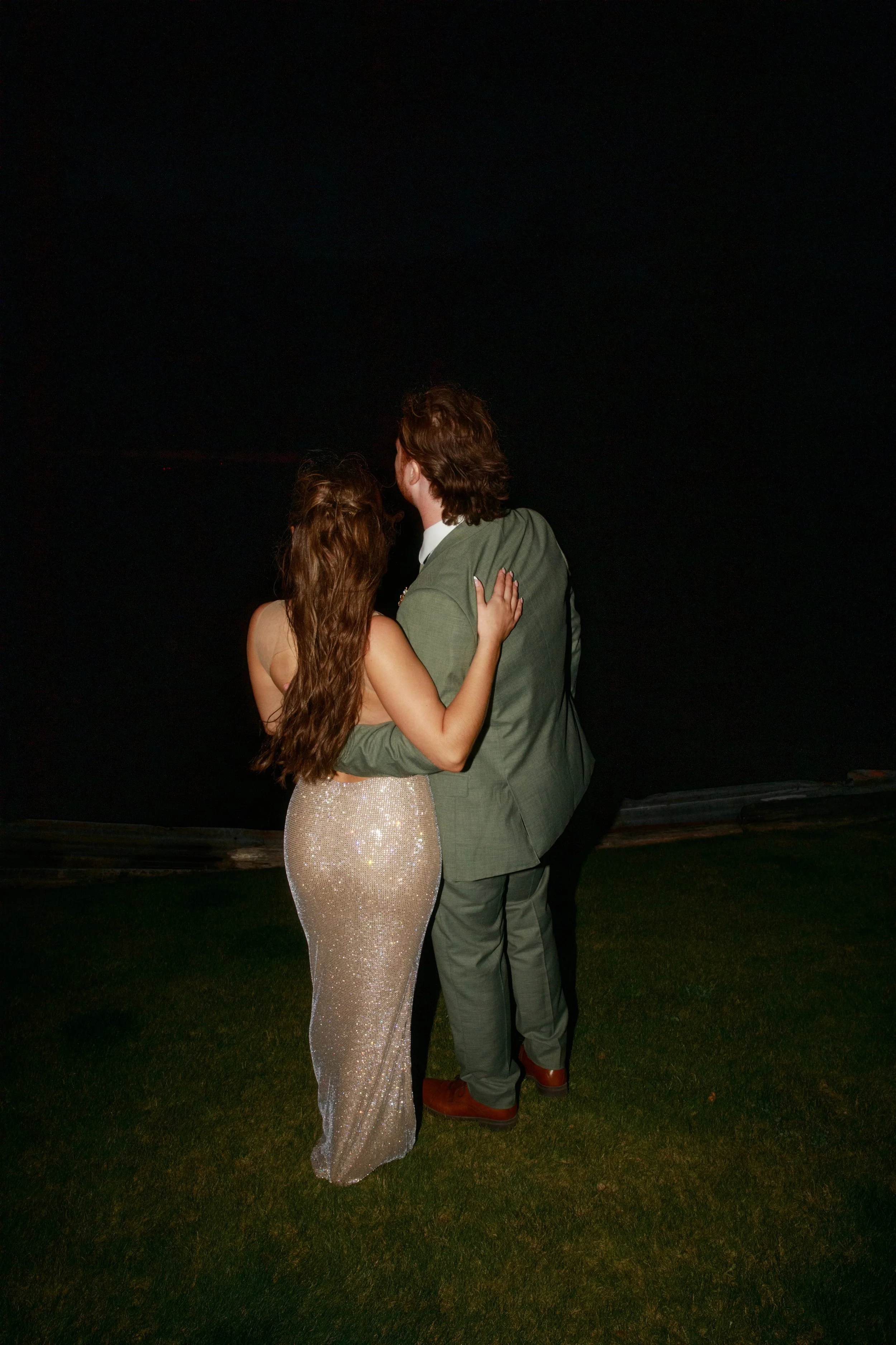 JessicaMax-northern-michigan-wedding-photographer-sault-ste-marie-backyard-wedding-st-marys-river-mi-upper-peninsula-336.jpg