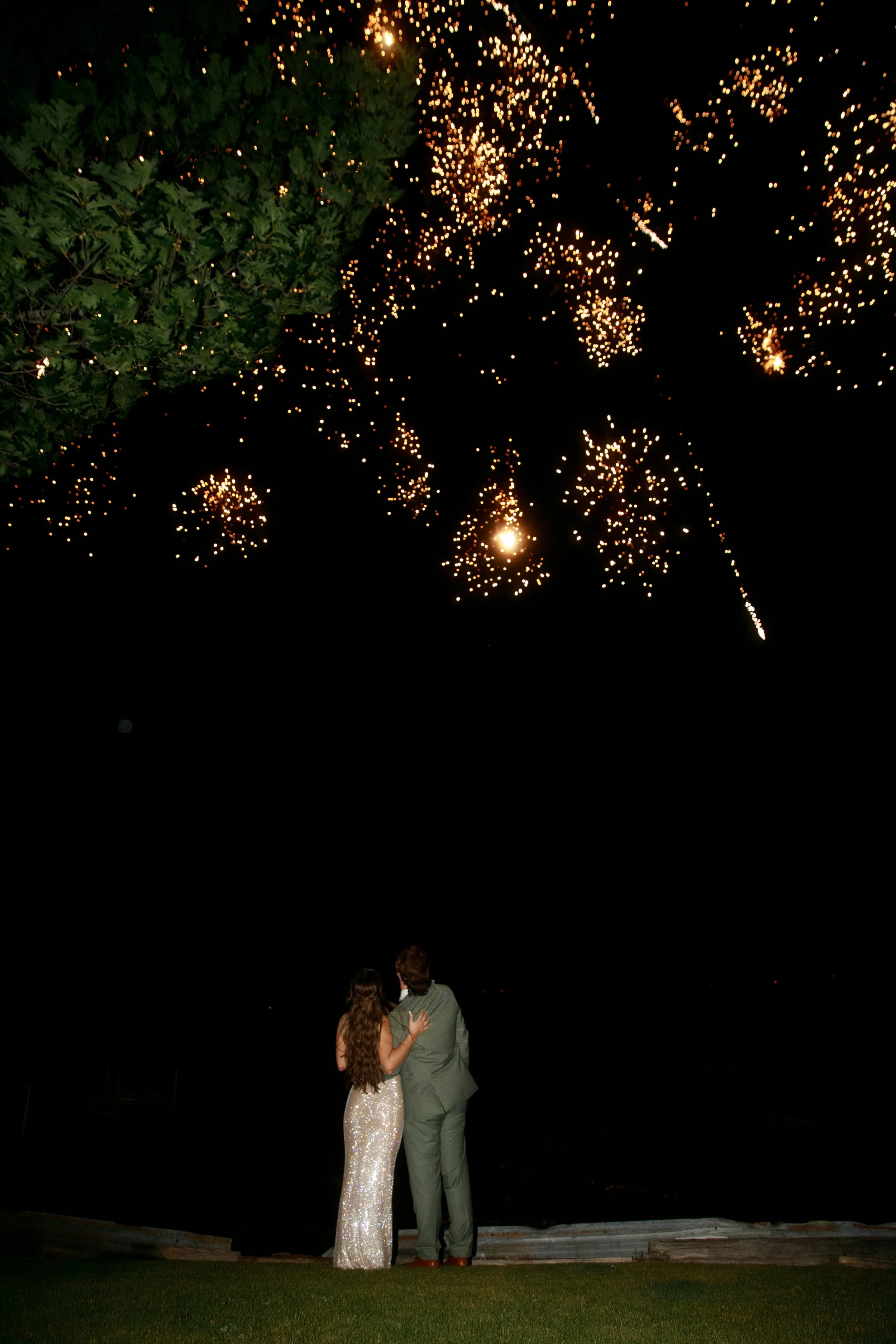 JessicaMax-northern-michigan-wedding-photographer-sault-ste-marie-backyard-wedding-st-marys-river-mi-upper-peninsula-363.jpg