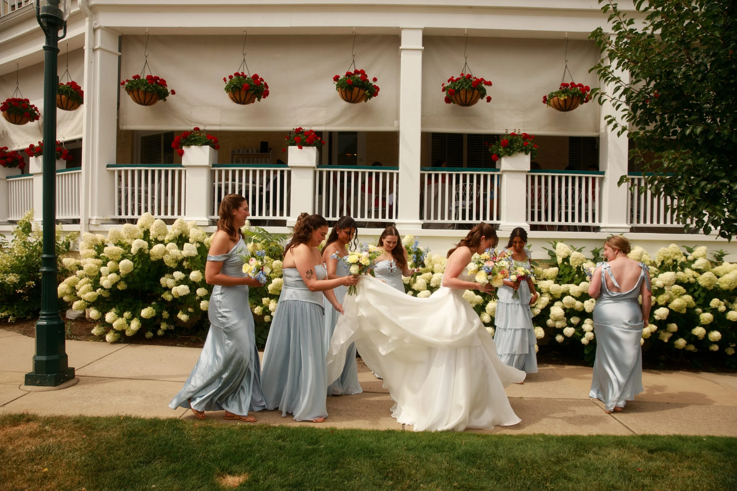 JessicaMax-northern-michigan-wedding-photographer-perry-hotel-petoskey-summer-wedding-day-21.jpg