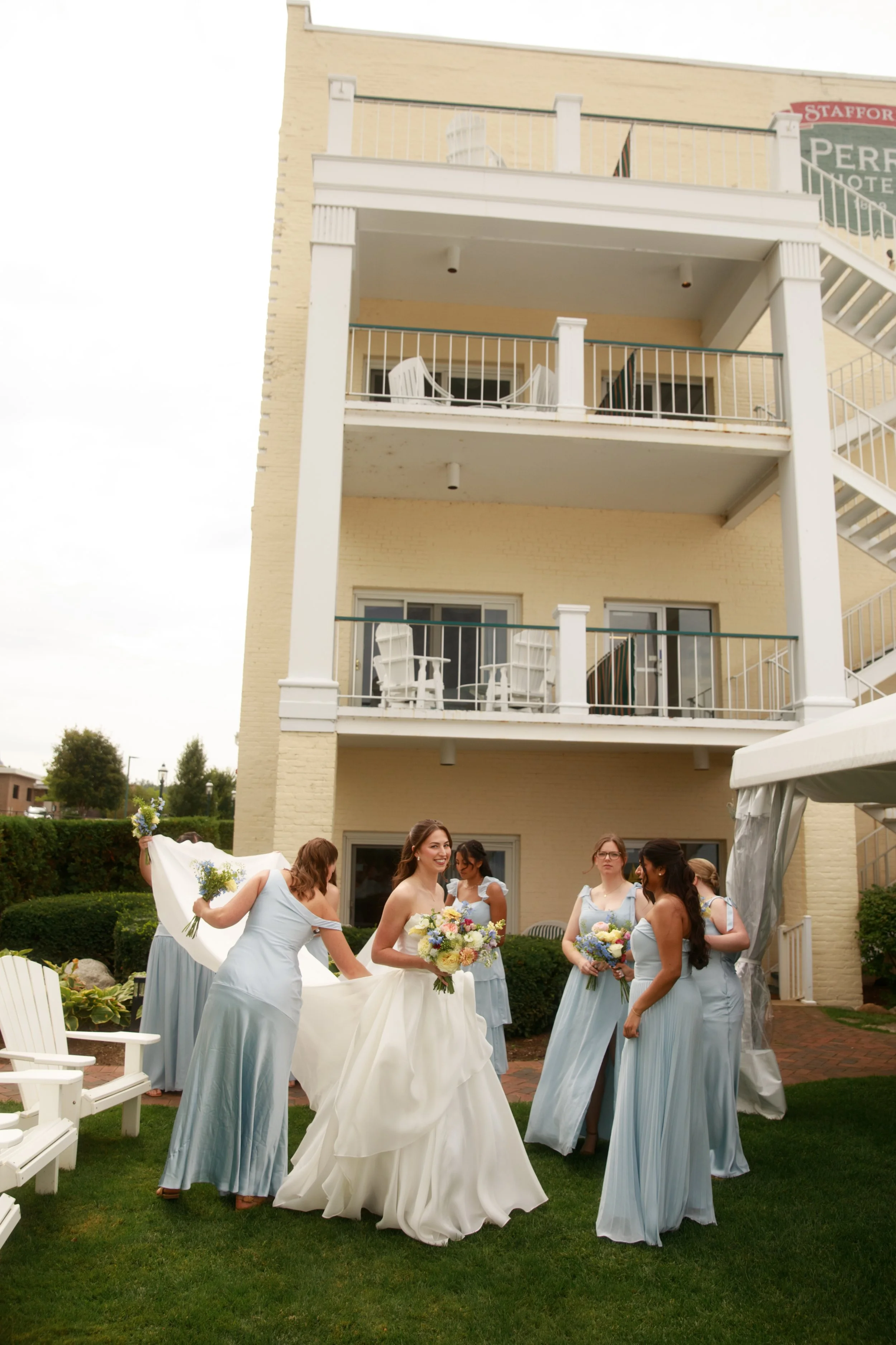 JessicaMax-northern-michigan-wedding-photographer-perry-hotel-petoskey-summer-wedding-day-26.jpg