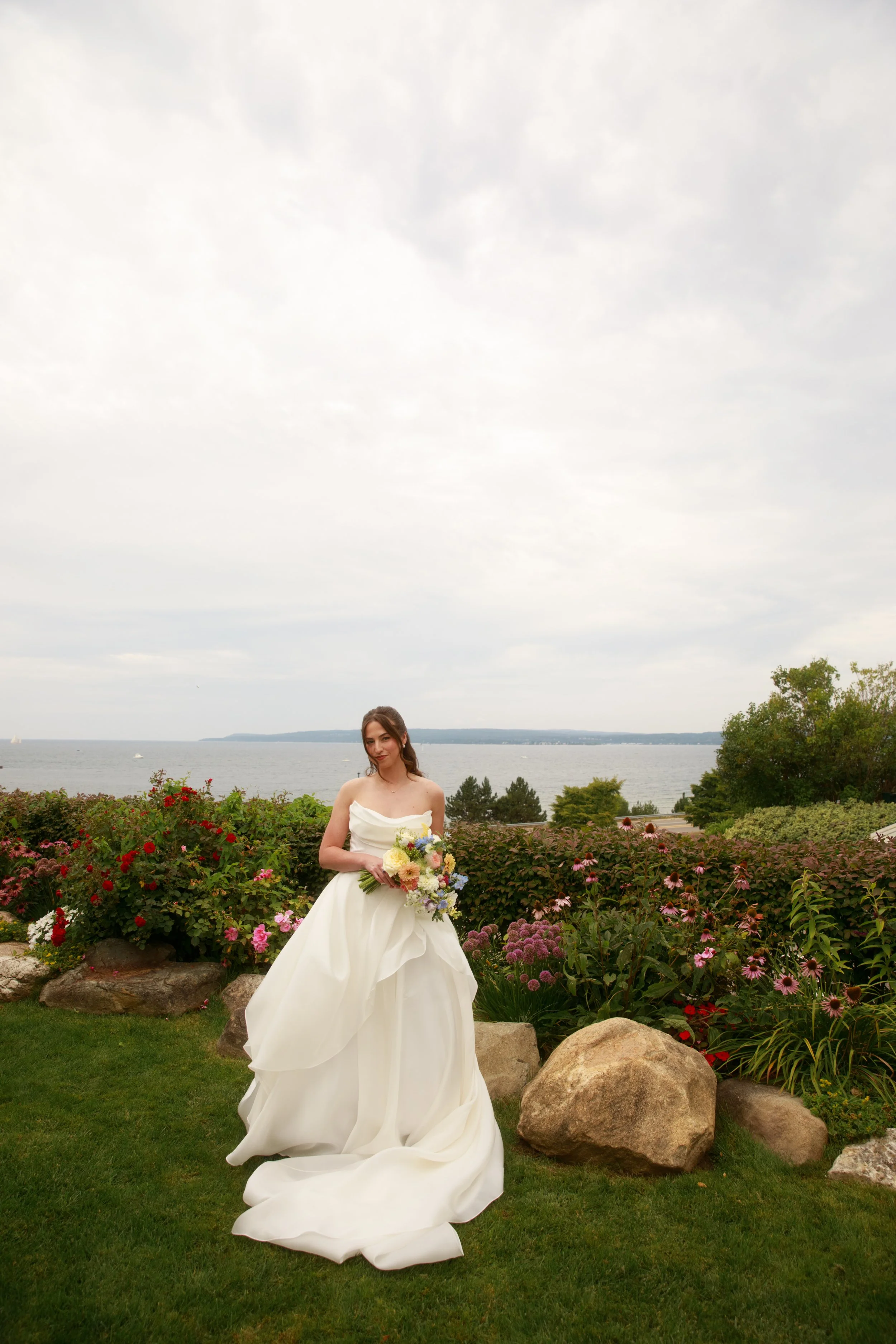 JessicaMax-northern-michigan-wedding-photographer-perry-hotel-petoskey-summer-wedding-day-35.jpg