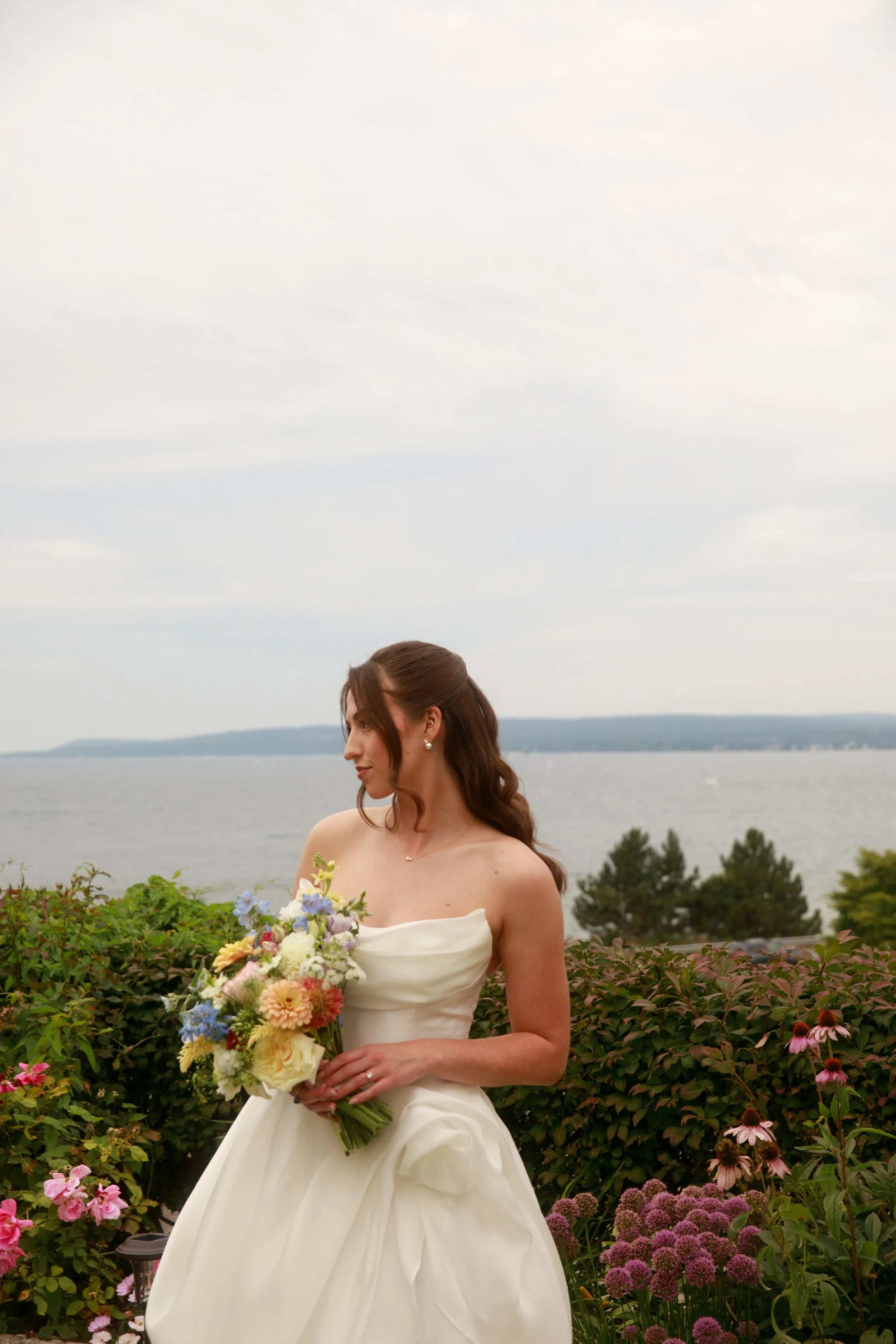 JessicaMax-northern-michigan-wedding-photographer-perry-hotel-petoskey-summer-wedding-day-38.jpg