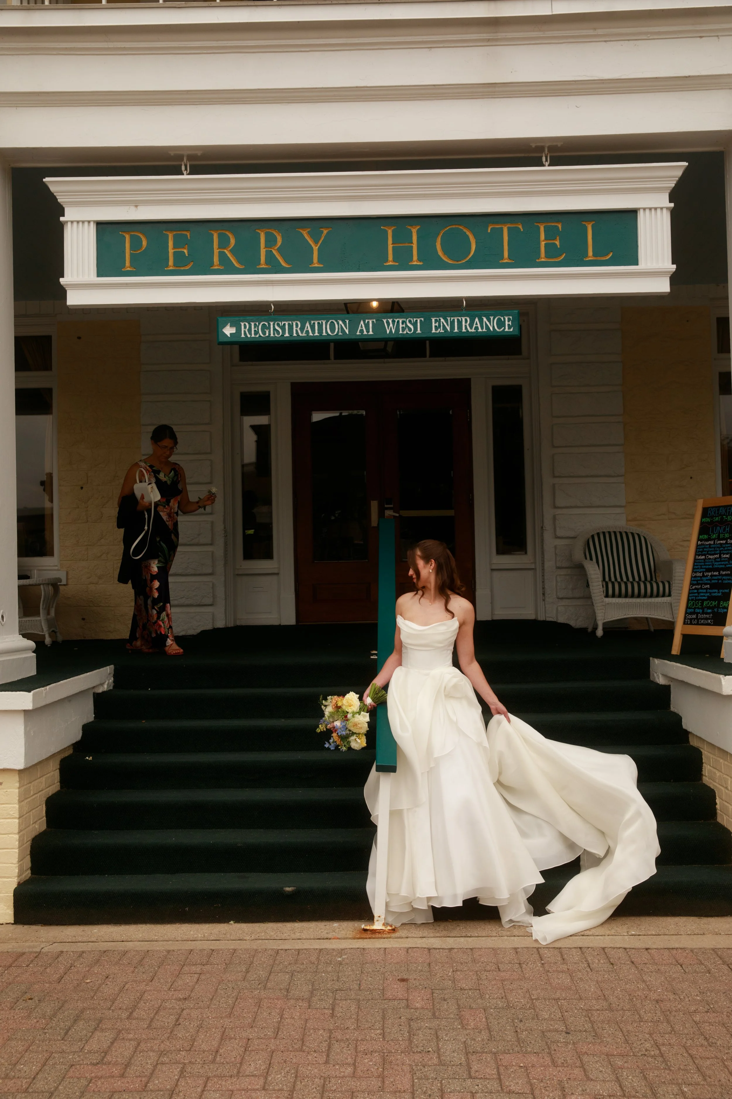 JessicaMax-northern-michigan-wedding-photographer-perry-hotel-petoskey-summer-wedding-day-55.jpg