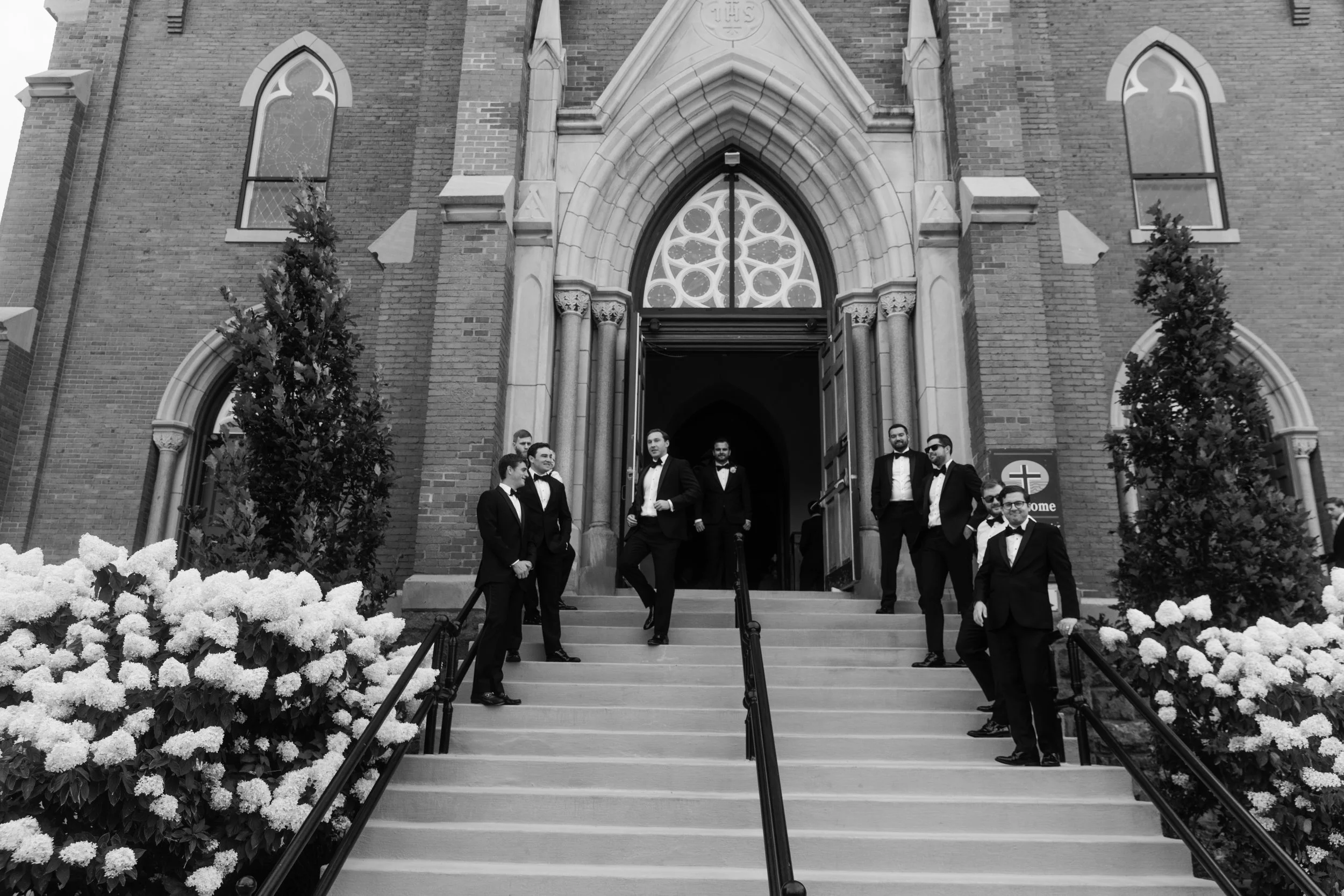 JessicaMax-northern-michigan-wedding-photographer-perry-hotel-petoskey-summer-wedding-day-58.jpg