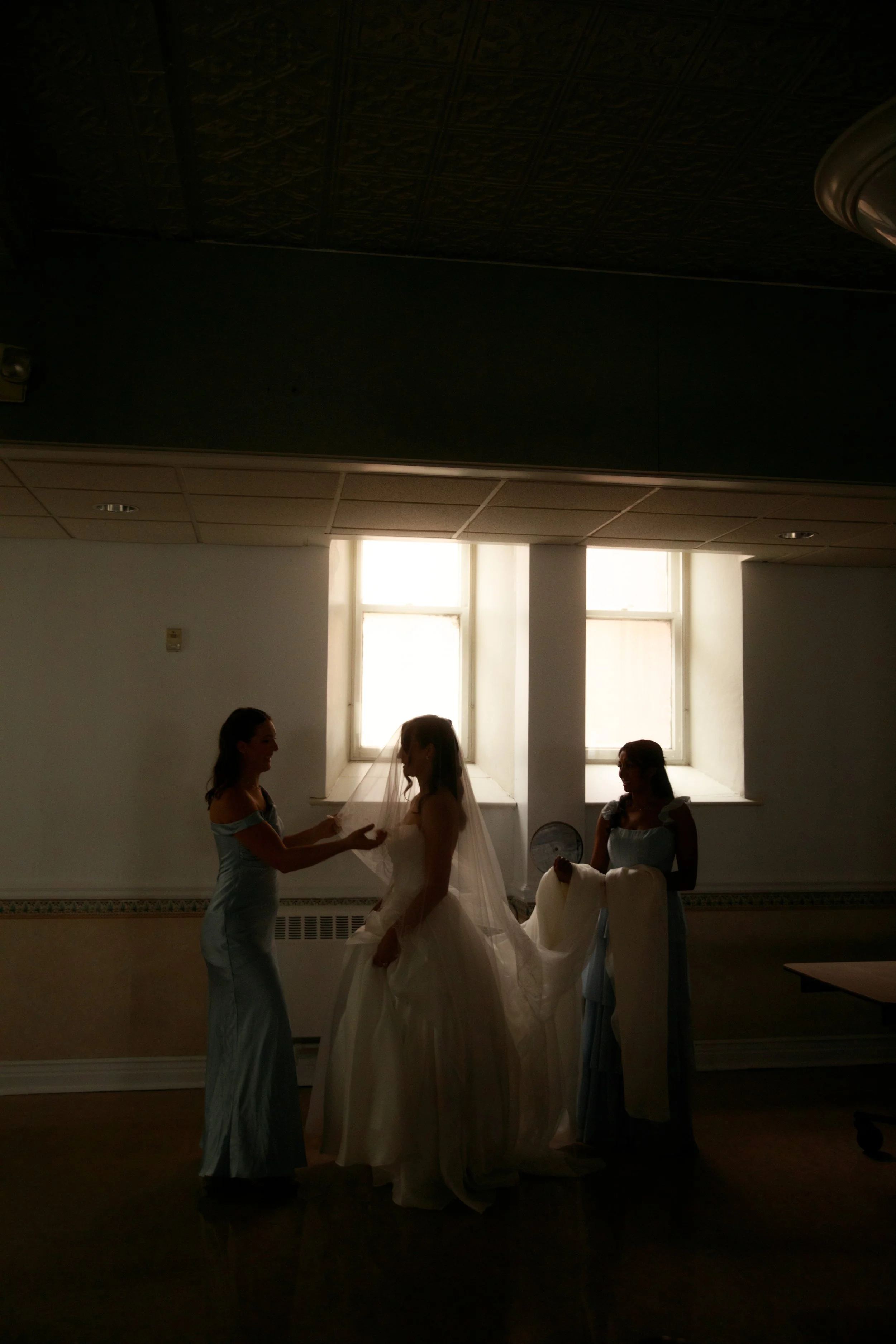 JessicaMax-northern-michigan-wedding-photographer-perry-hotel-petoskey-summer-wedding-day-61.jpg