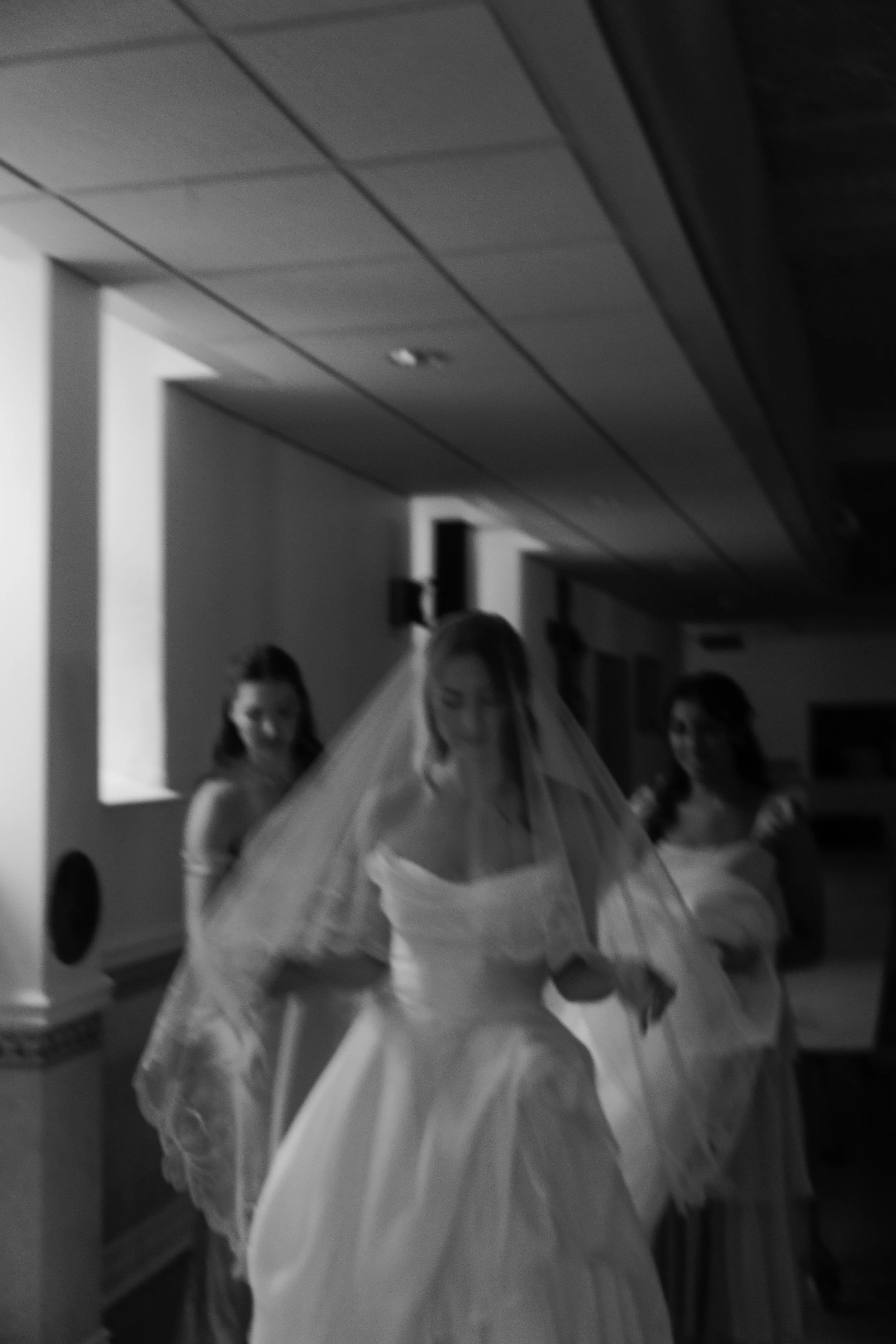 JessicaMax-northern-michigan-wedding-photographer-perry-hotel-petoskey-summer-wedding-day-65.jpg