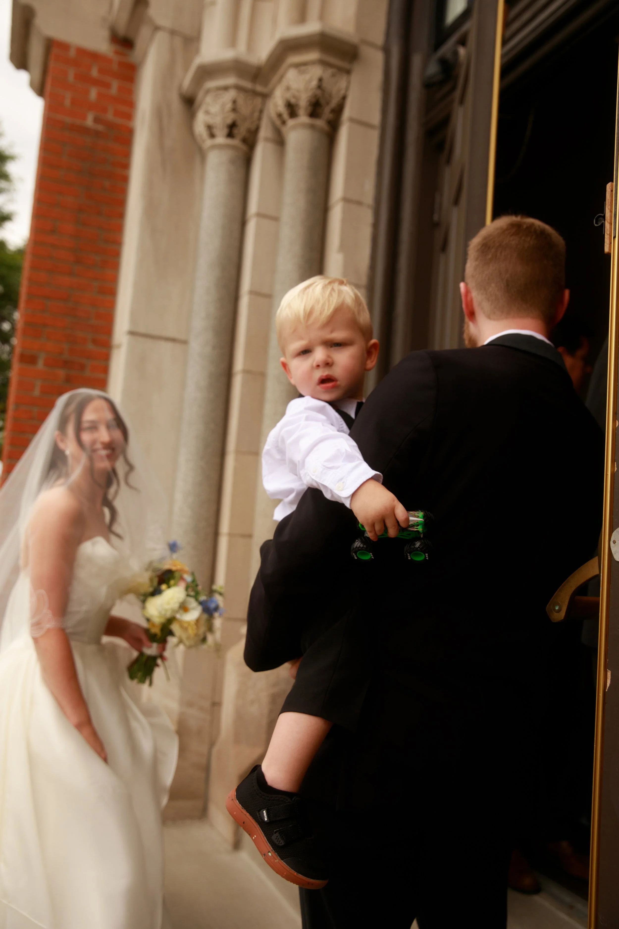 JessicaMax-northern-michigan-wedding-photographer-perry-hotel-petoskey-summer-wedding-day-73.jpg