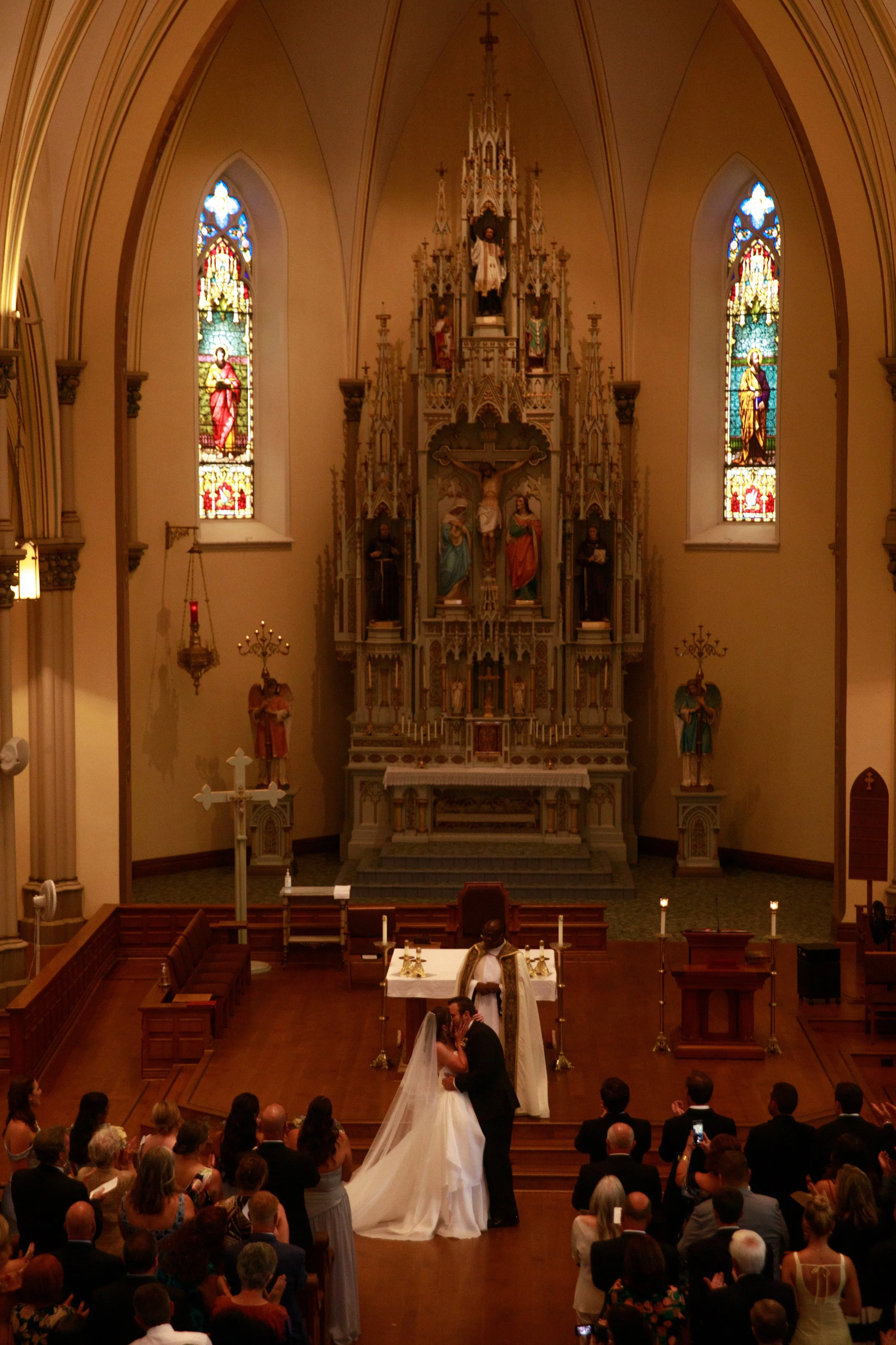 JessicaMax-northern-michigan-wedding-photographer-perry-hotel-petoskey-summer-wedding-day-92.jpg
