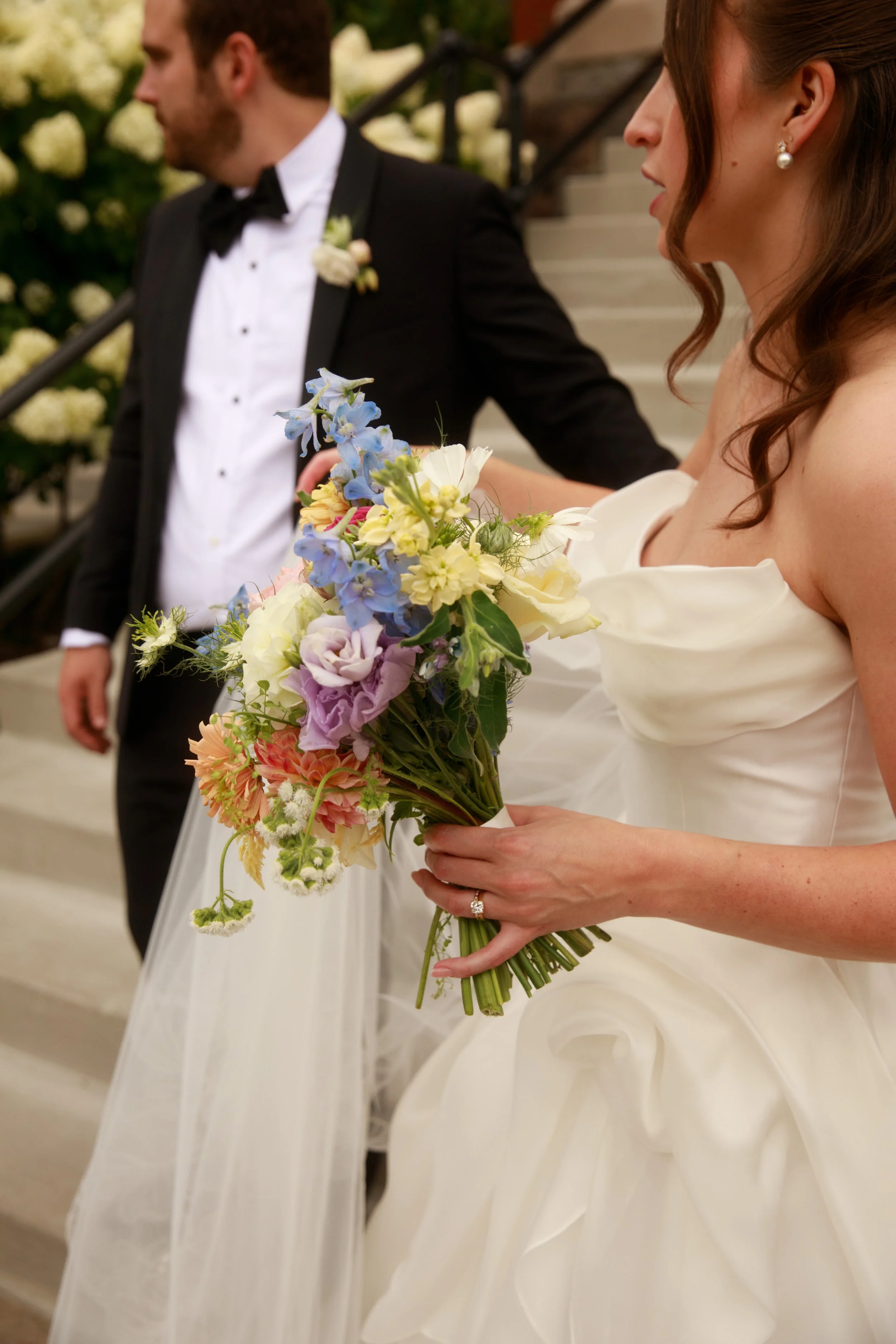 JessicaMax-northern-michigan-wedding-photographer-perry-hotel-petoskey-summer-wedding-day-118.jpg